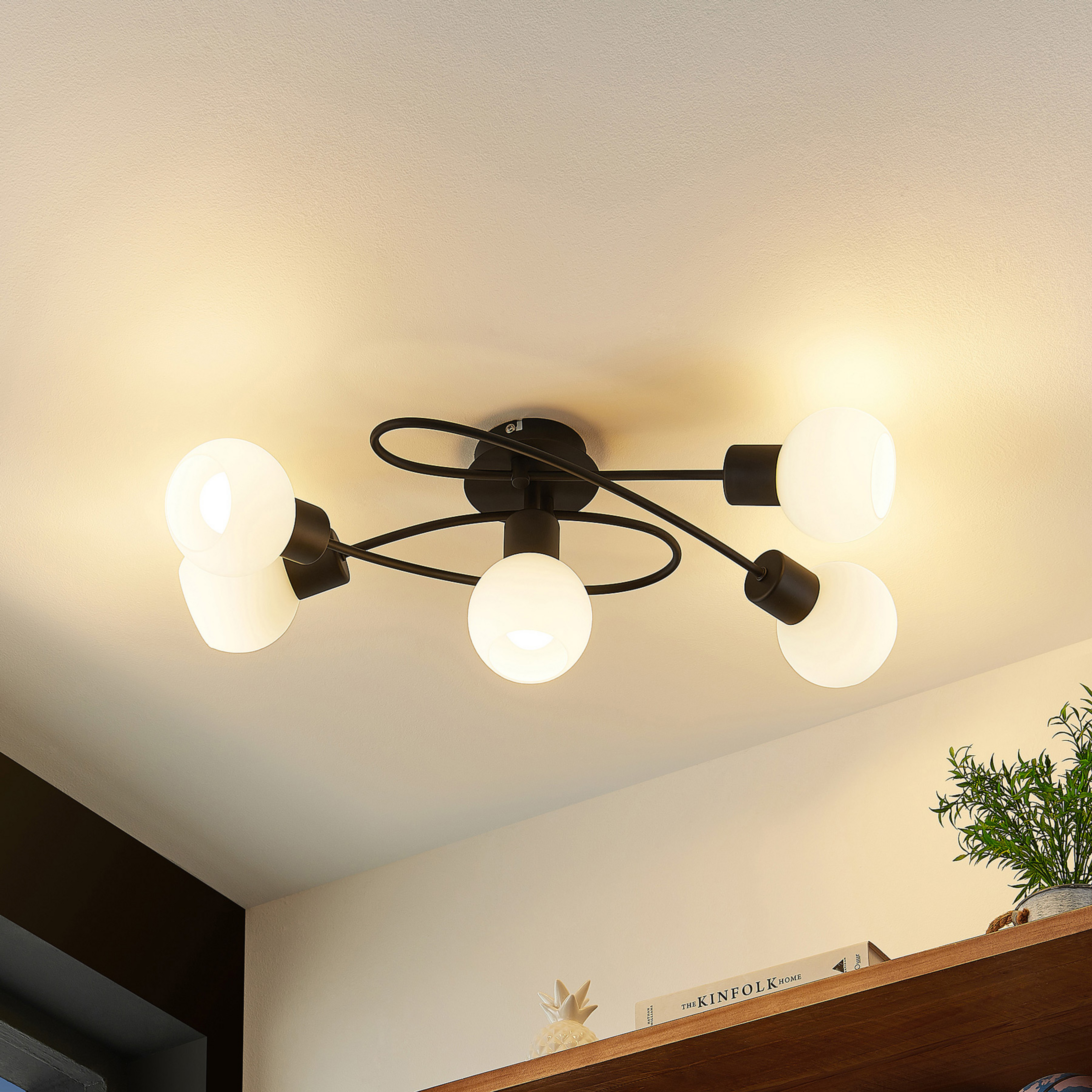 Lindby plafondlamp Elaina, 66 cm, 5-lamps, zwart/wit, E14
