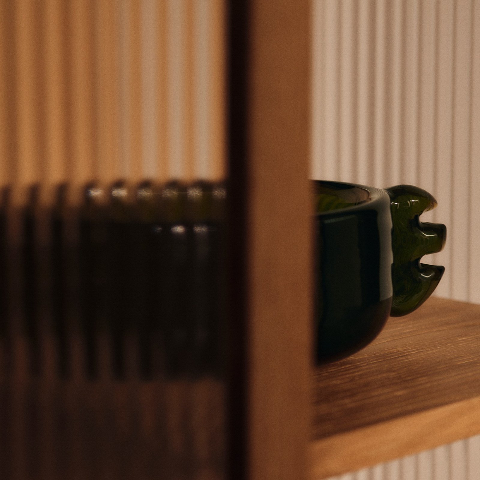 Alas Schale, Ø 31 cm, moosgrün, handgemacht - ferm LIVING