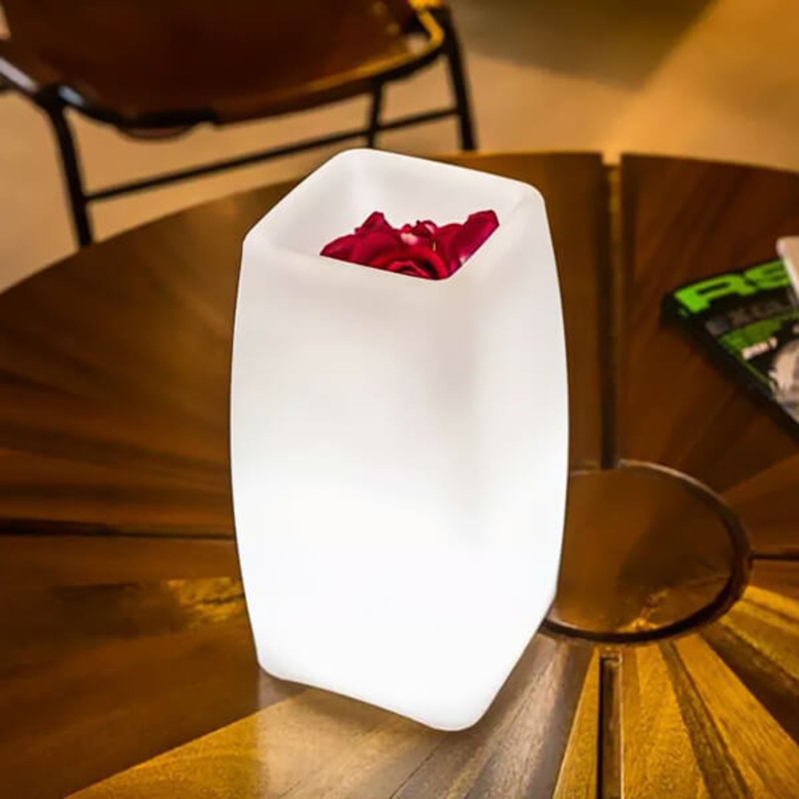 App-controllable LED table lamp Stele with battery