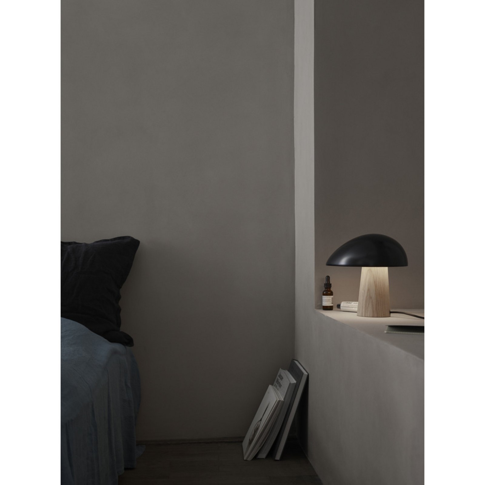 Night Owl Stolna lampa Mat Midnight Plava/Ash - Fritz Hansen