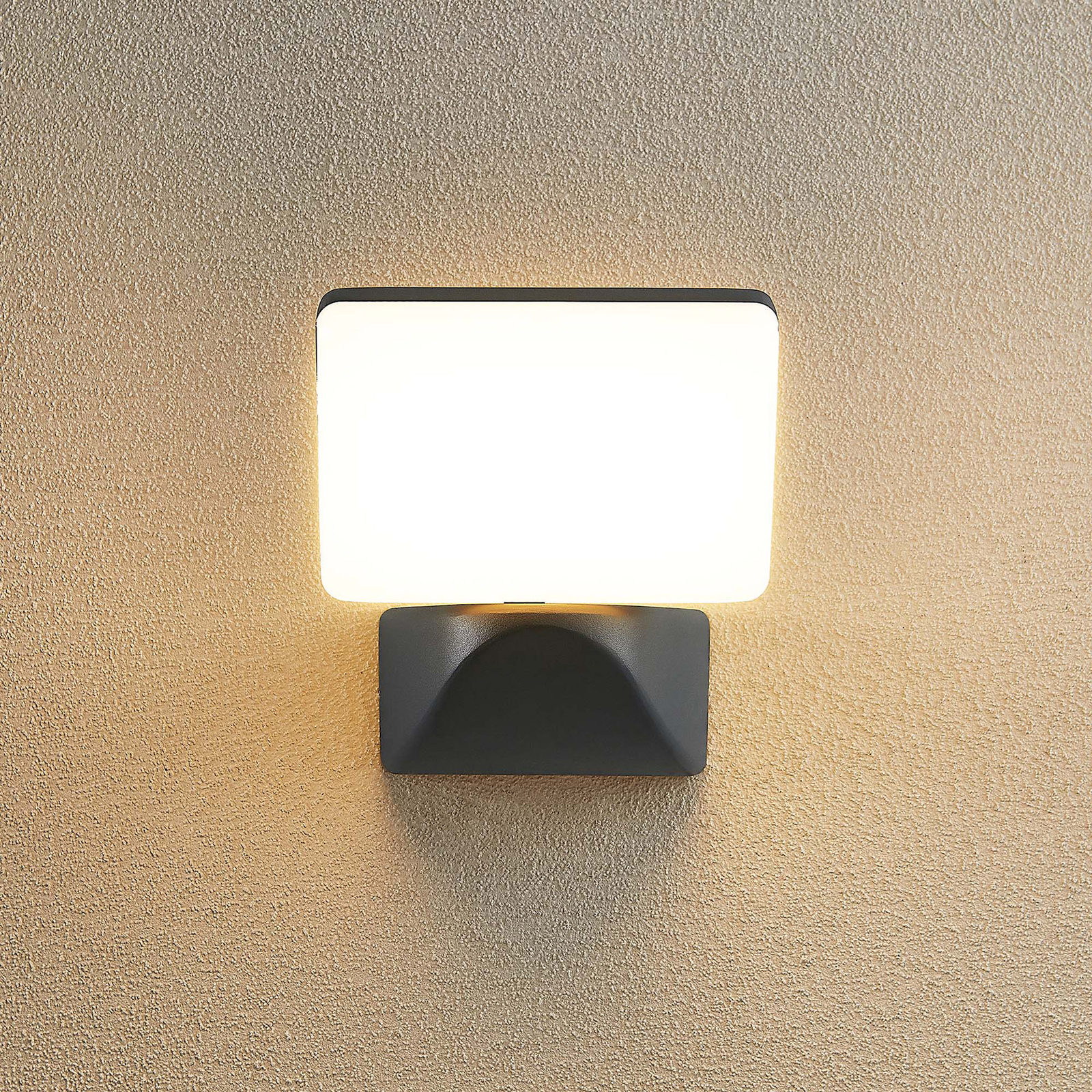 Lindby Melamika LED udendørs spotlight