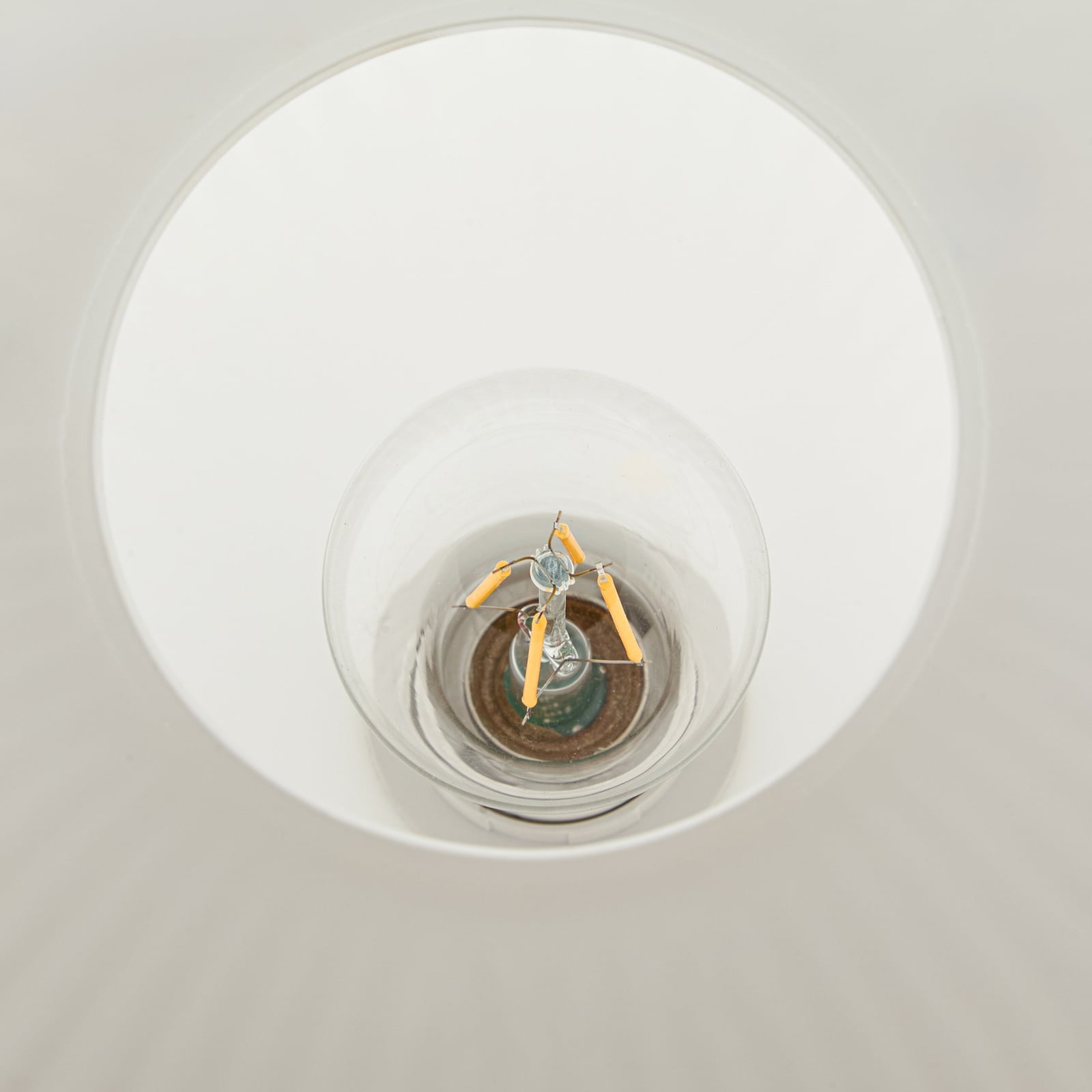Lindby gulvlampe Ingrid, beige/hvid, 175 cm, læselampe Lindby gulvlampe Ingrid, beige/hvid, 175 cm, læselampe