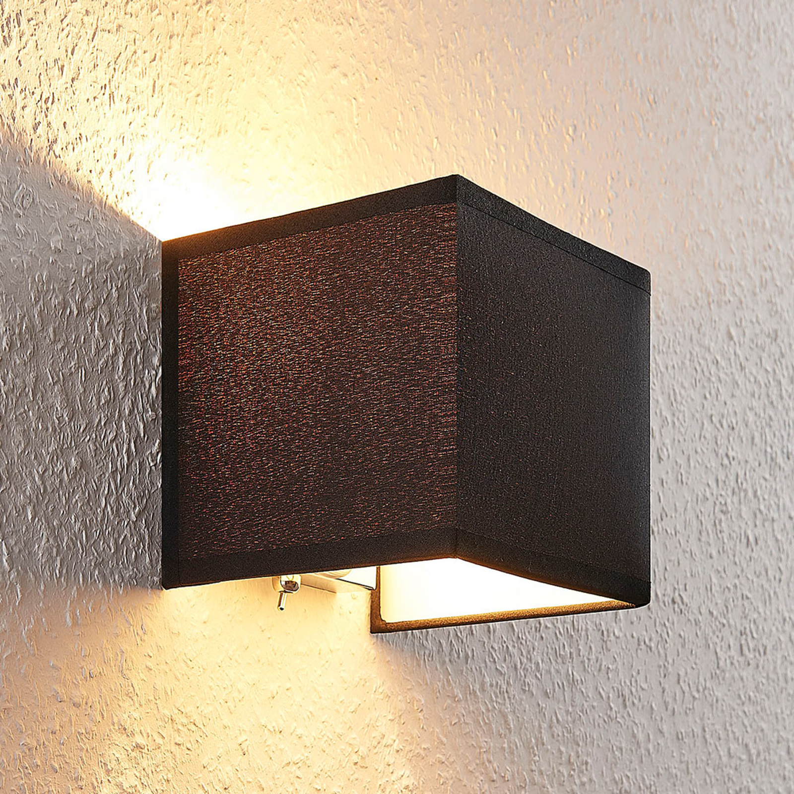 borduurwerk Aan boord september Stoffen wandlamp Adea met schakelaar, 13 cm, zwart | Lampen24.be