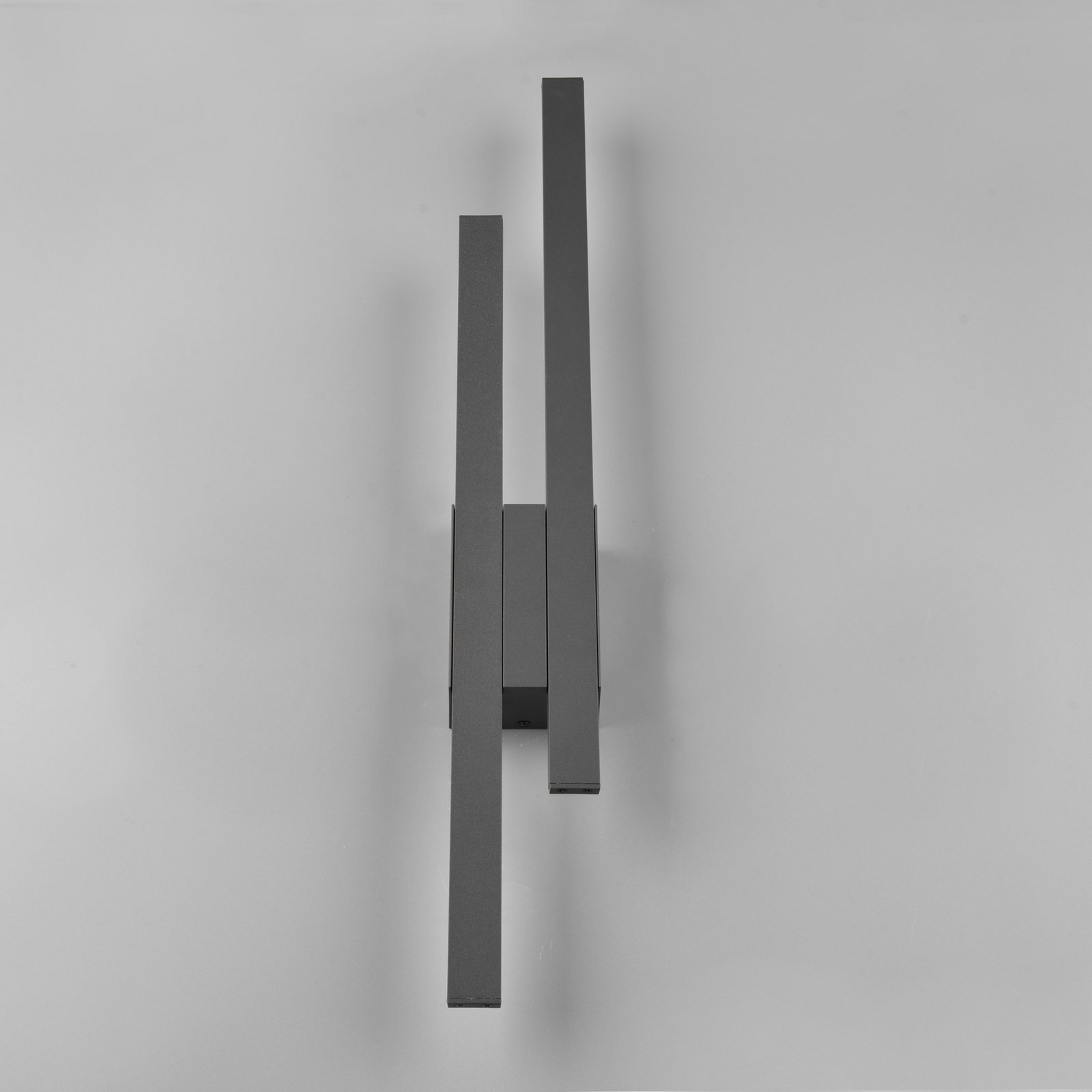 LED āra sienas lampa TAWA, antracīta krāsā, 62 cm metāla, 2 spīdes. IP54 LED āra sienas lampa TAWA, antracīta krāsā, 62 cm metāla, 2 spīdes. IP54