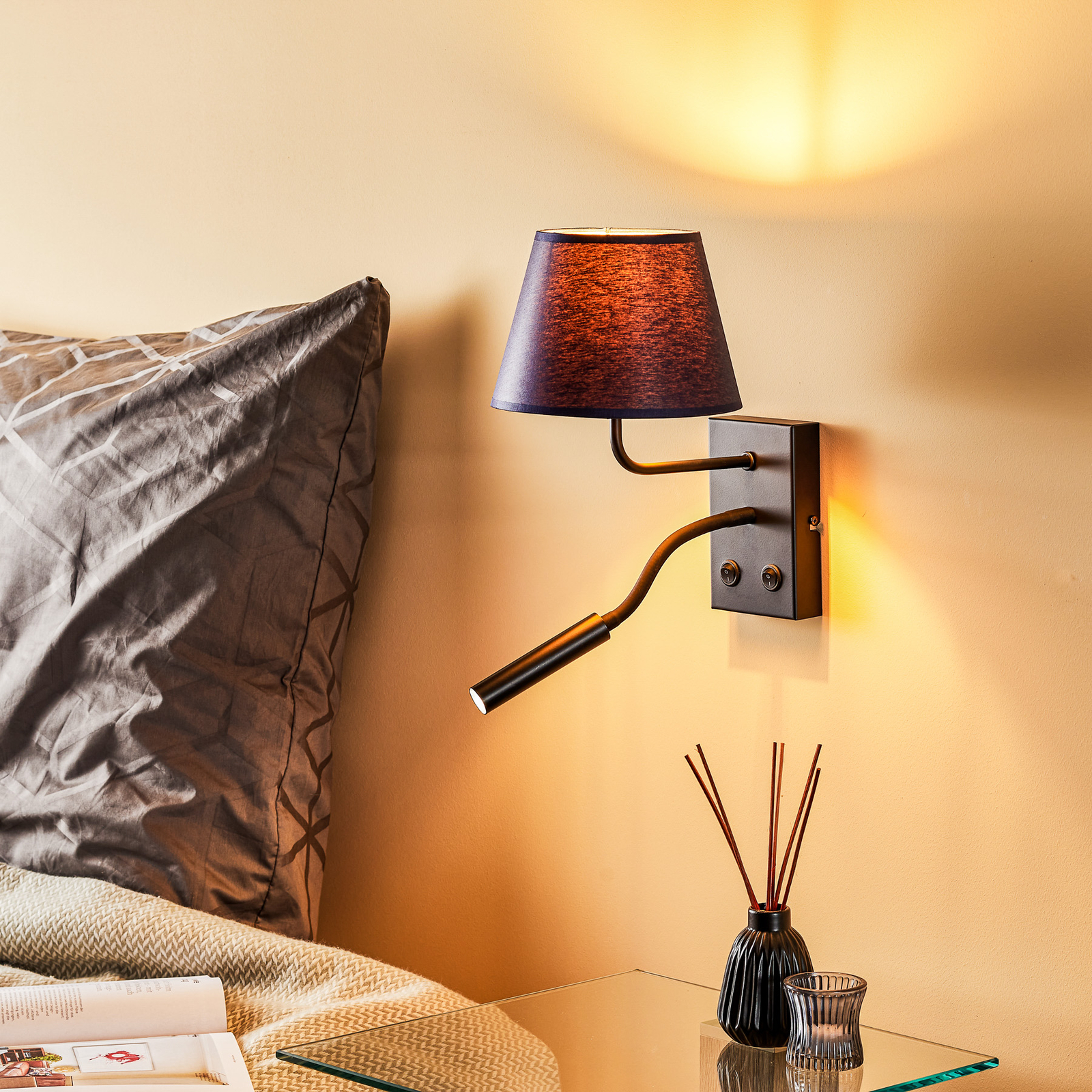 Soho zidna svjetiljka, stožasta, svjetloplava/zlatna za čitanje