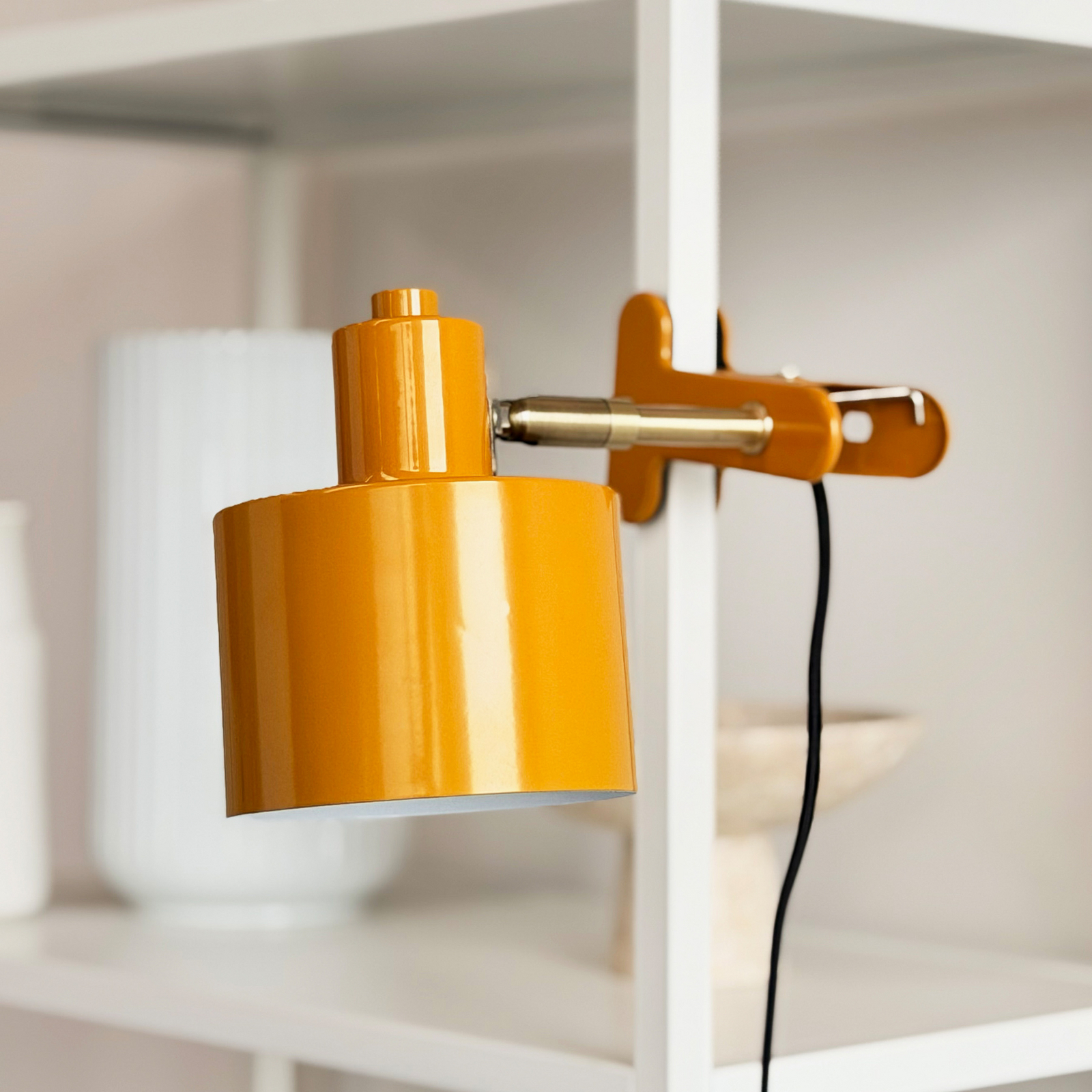 Ocean klemlamp, curry, E14, metaal - Dyberg Larsen Ocean klemlamp, curry, E14, metaal - Dyberg Larsen