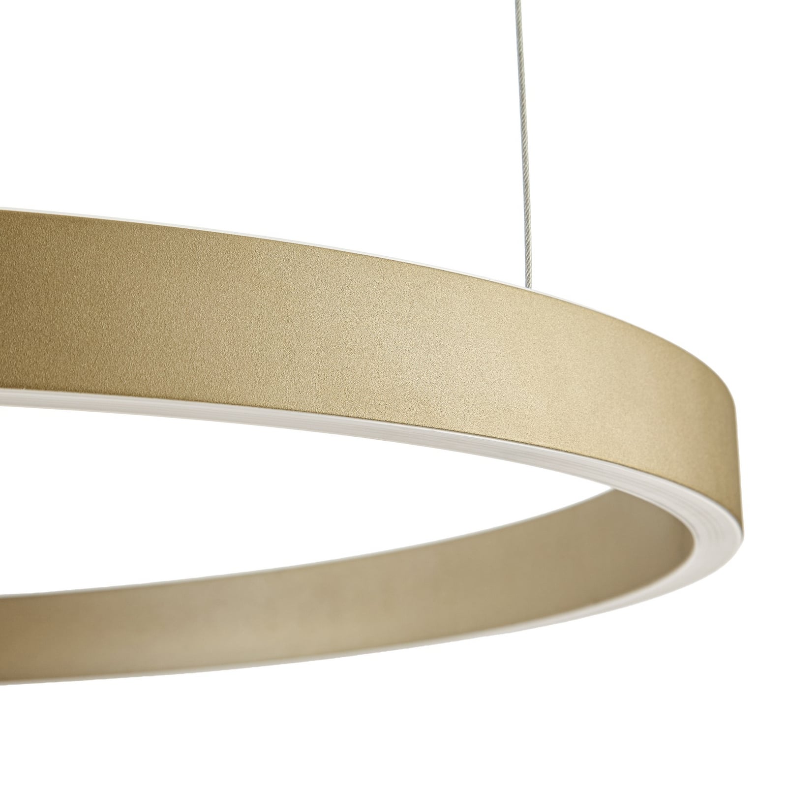 Żyrandol LED Quitani Aureon, złota, Ø 80 cm, ściemniany, CCT Żyrandol LED Quitani Aureon, złota, Ø 80 cm, ściemniany, CCT