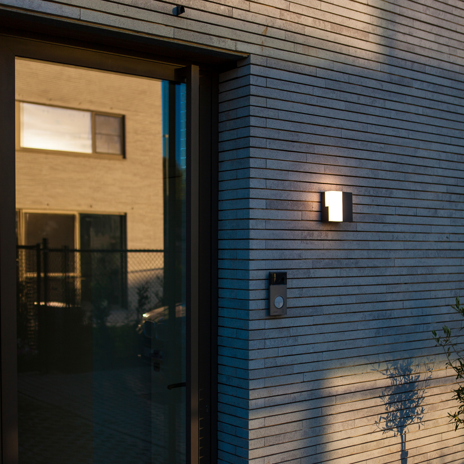 LED-Außenwandleuchte DOMINO, dunkelgrau, 14 x 14 cm, IP65