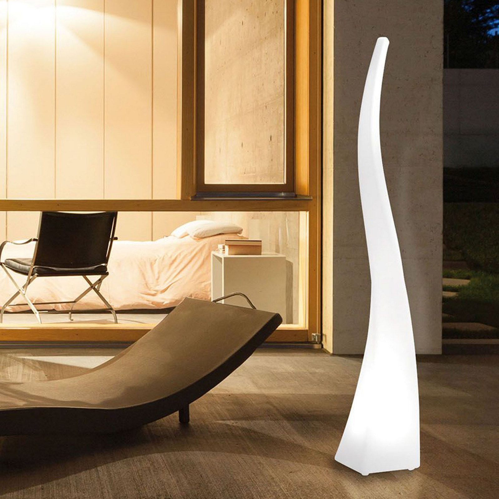Luz de pátio autónoma Flame com IP65