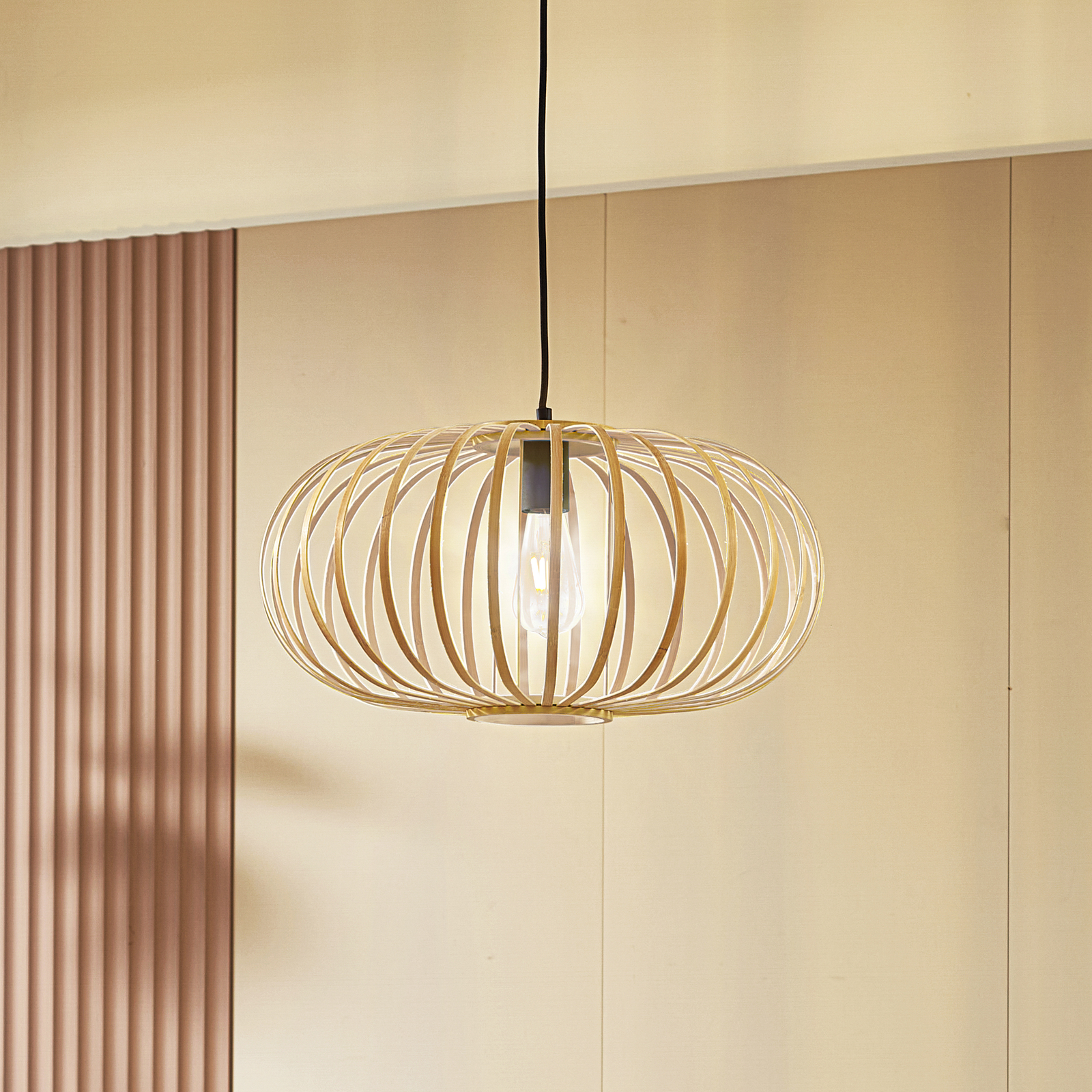 Lindby pendant light Lielle, natural bamboo, Ø 50 cm