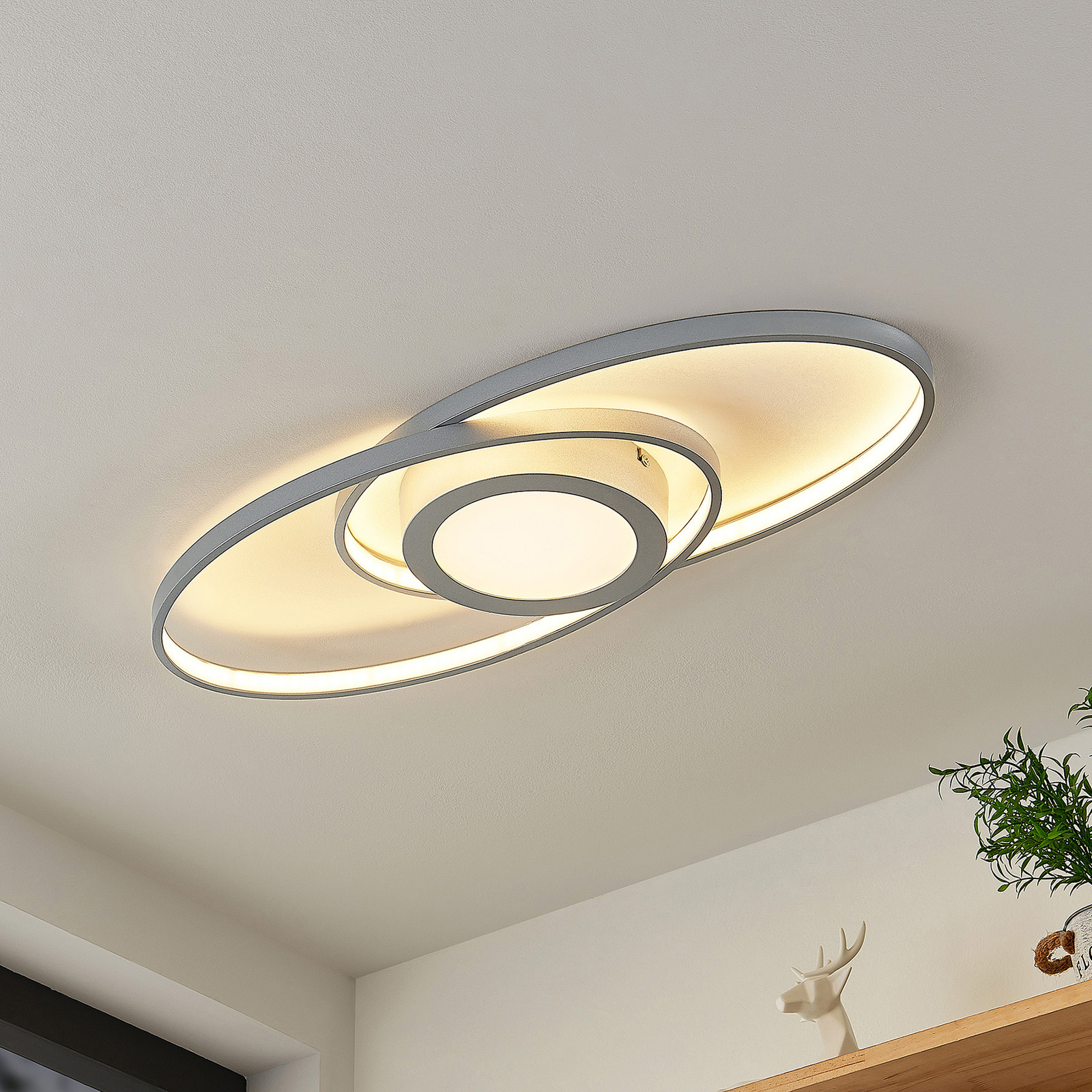 Lindby Mariyana LED ceiling light, titanium