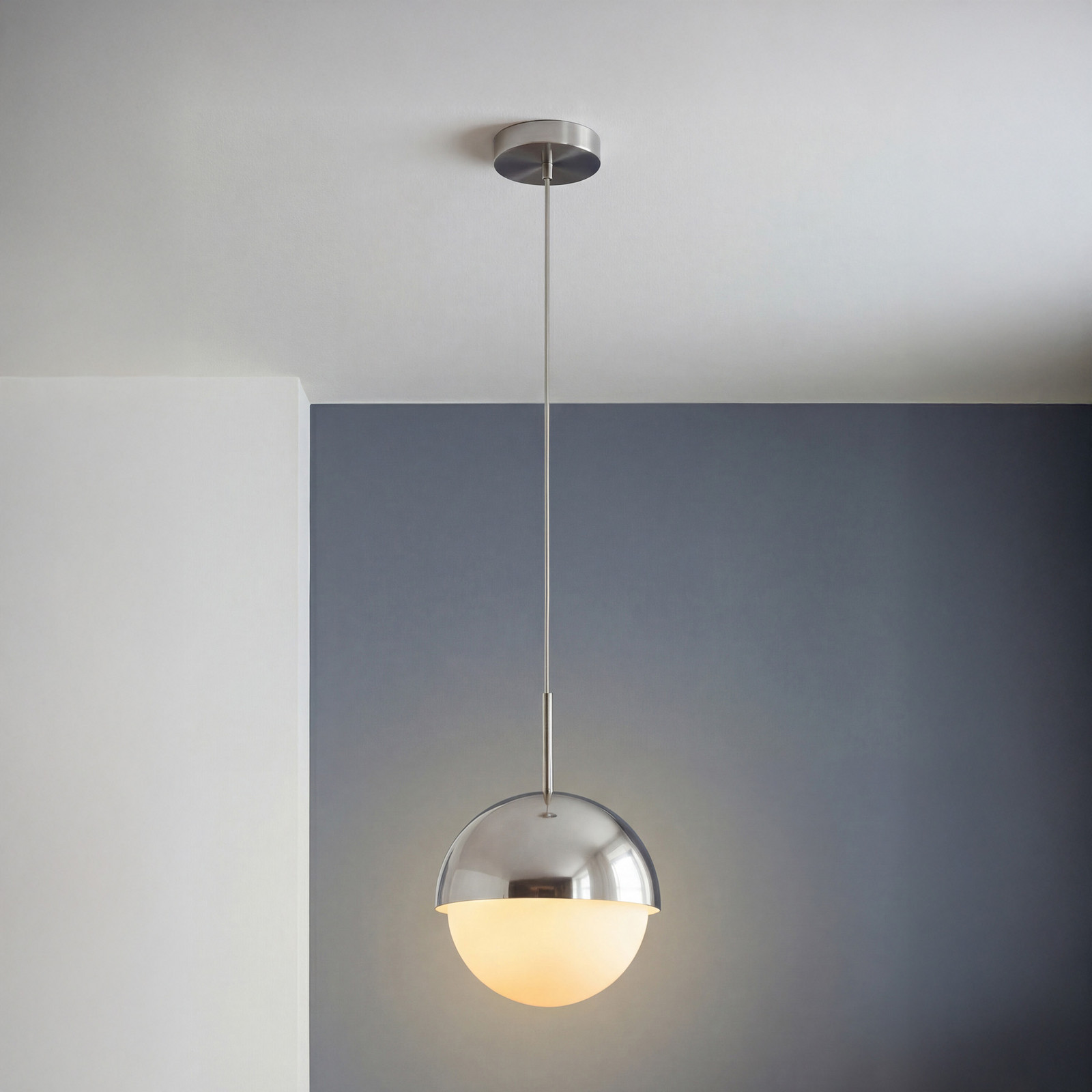 OSRAM Висяща лампа Decor Dome, хромиран цвят, Ø 22 см, метал