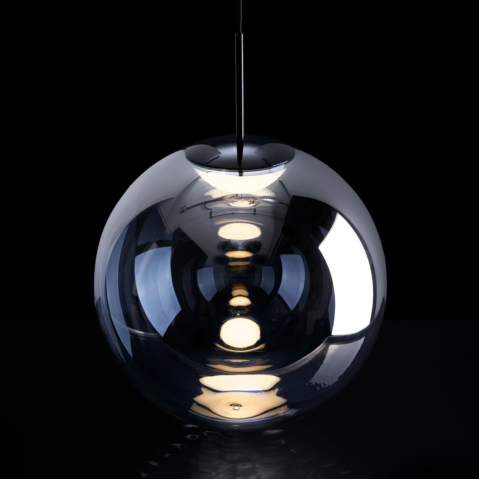 Tom Dixon Globe -LED-riippuvalaisin, kromi