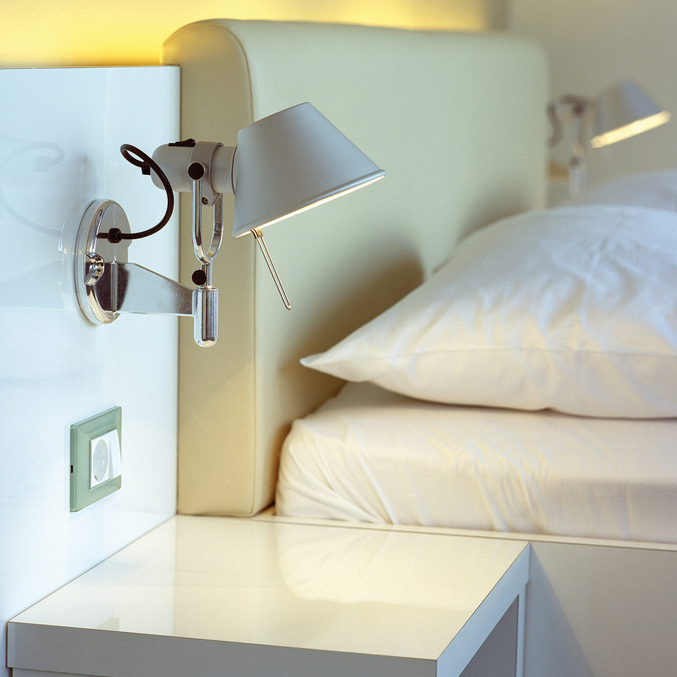 Artemide Tolomeo Faretto LED Vägglampa 3000K m/Avbrytare, metallisk från Artemide