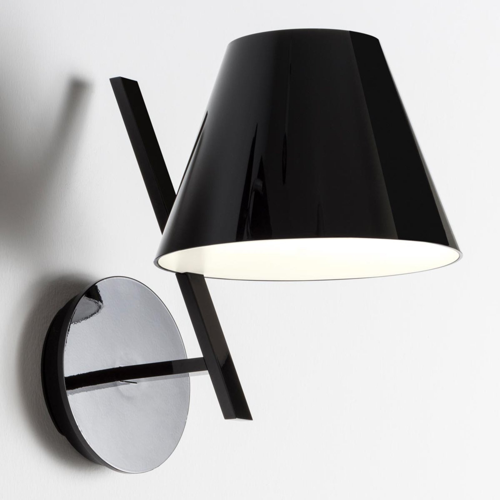 Zwarte design wandlamp La Petite
