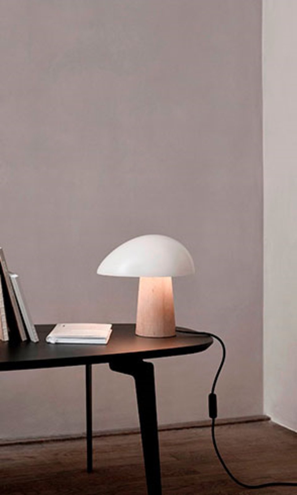 Night Owl Lampă de Masă Matte Smokey White/Ash - Fritz Hansen