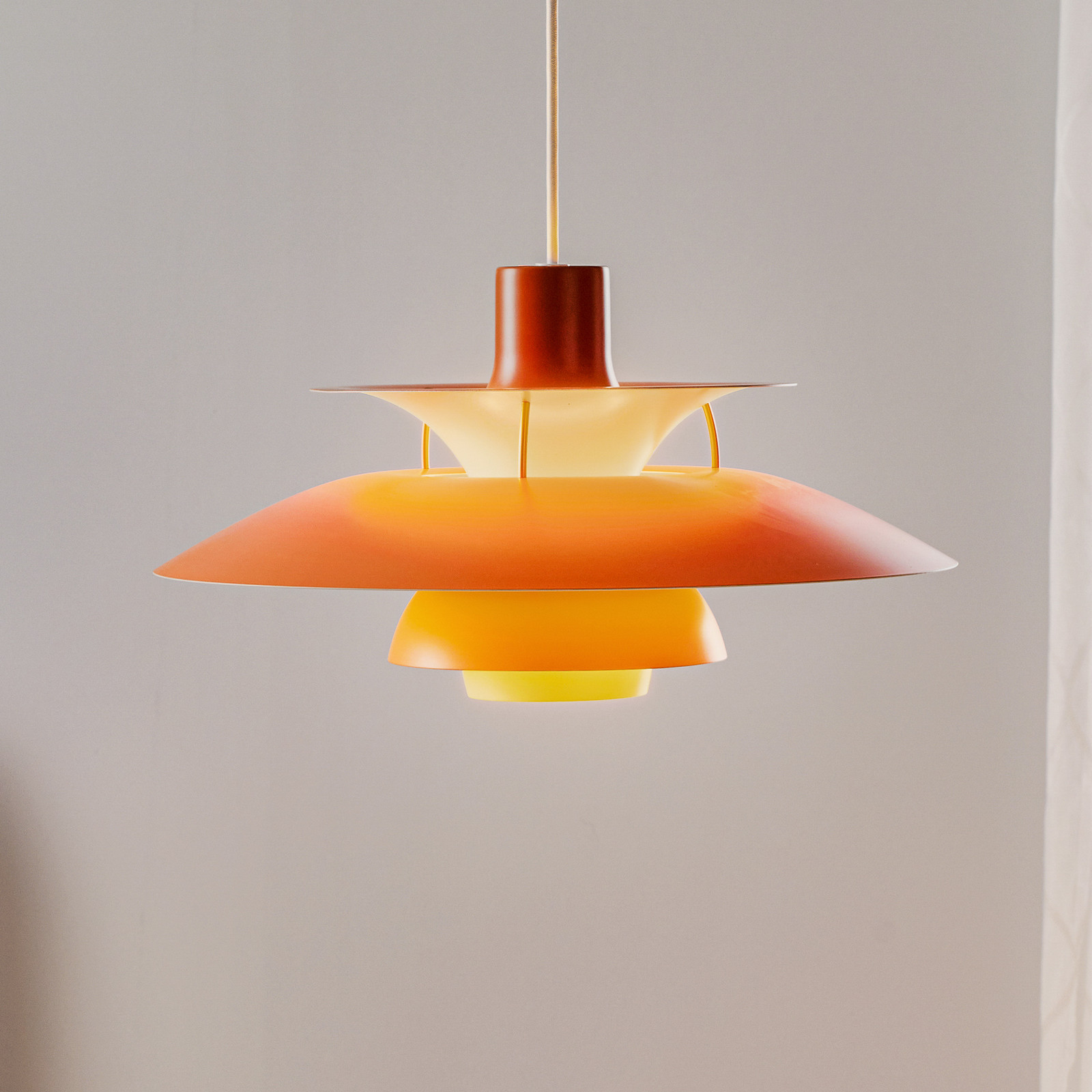 Louis Poulsen PH 5 lampă suspendată portoc. - Camera de zi / sufragerie - design - portocaliu - Metal