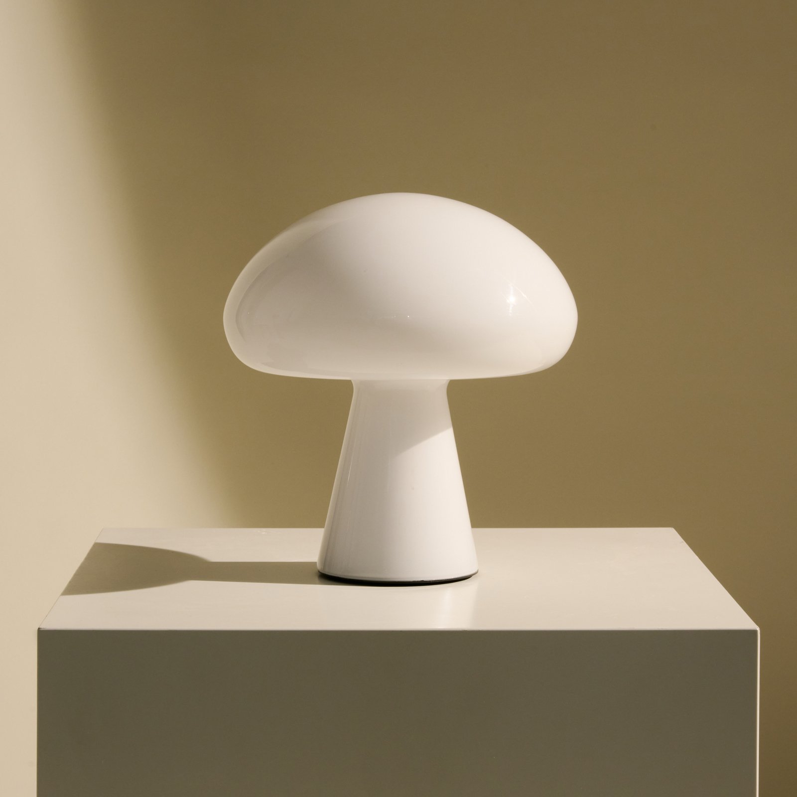 Lampe à poser portable Obello - Gubi