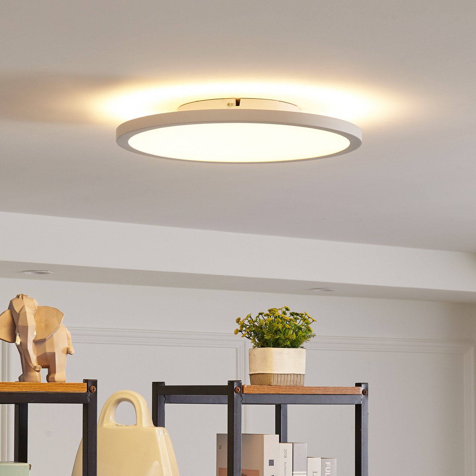 Arcchio plafonieră LED Brenda Ø 40 cm CCT telecomandă - Camera de zi / sufragerie - modern - alb - Plastic