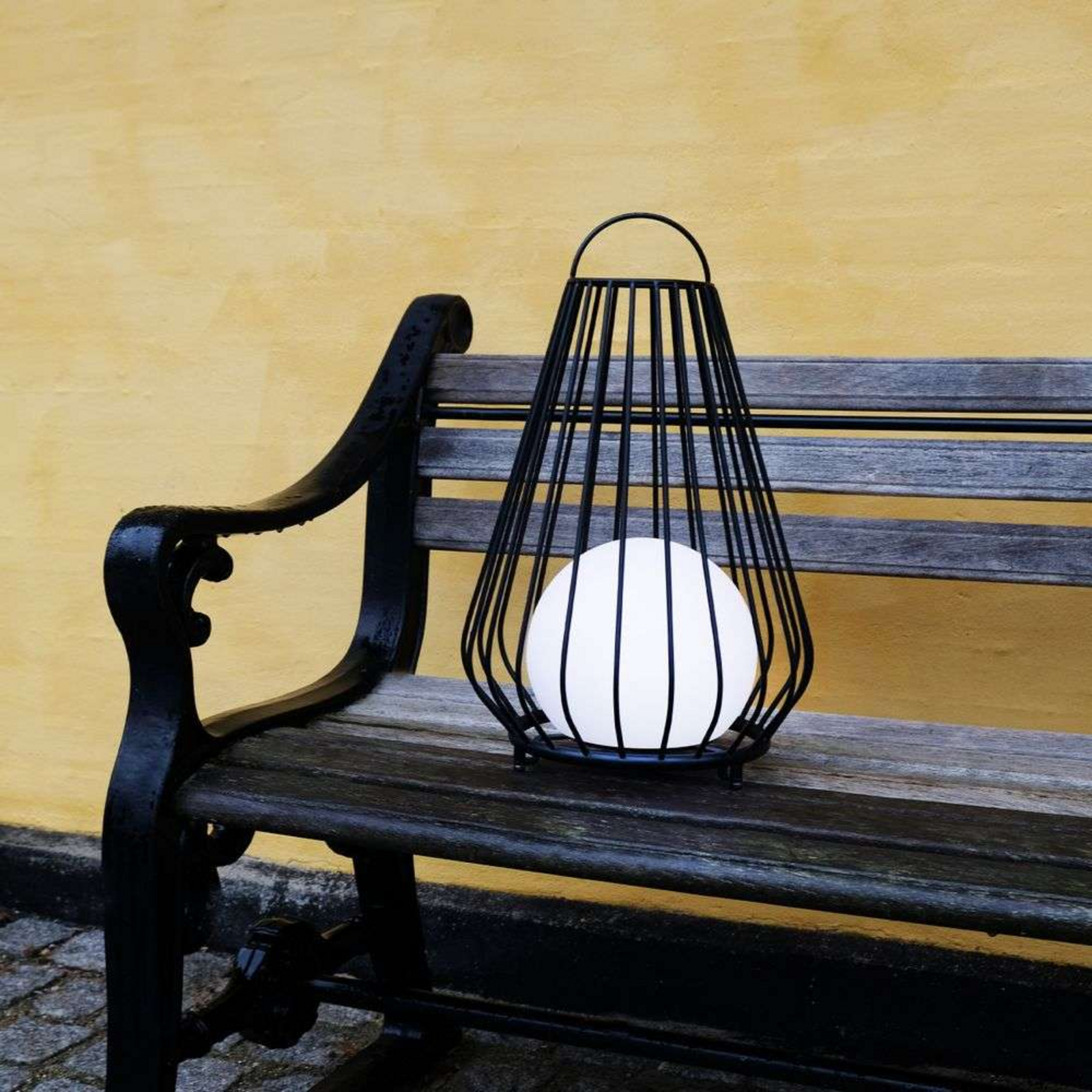 Evesham Outdoor Lantern Large Black - DybergLarsen