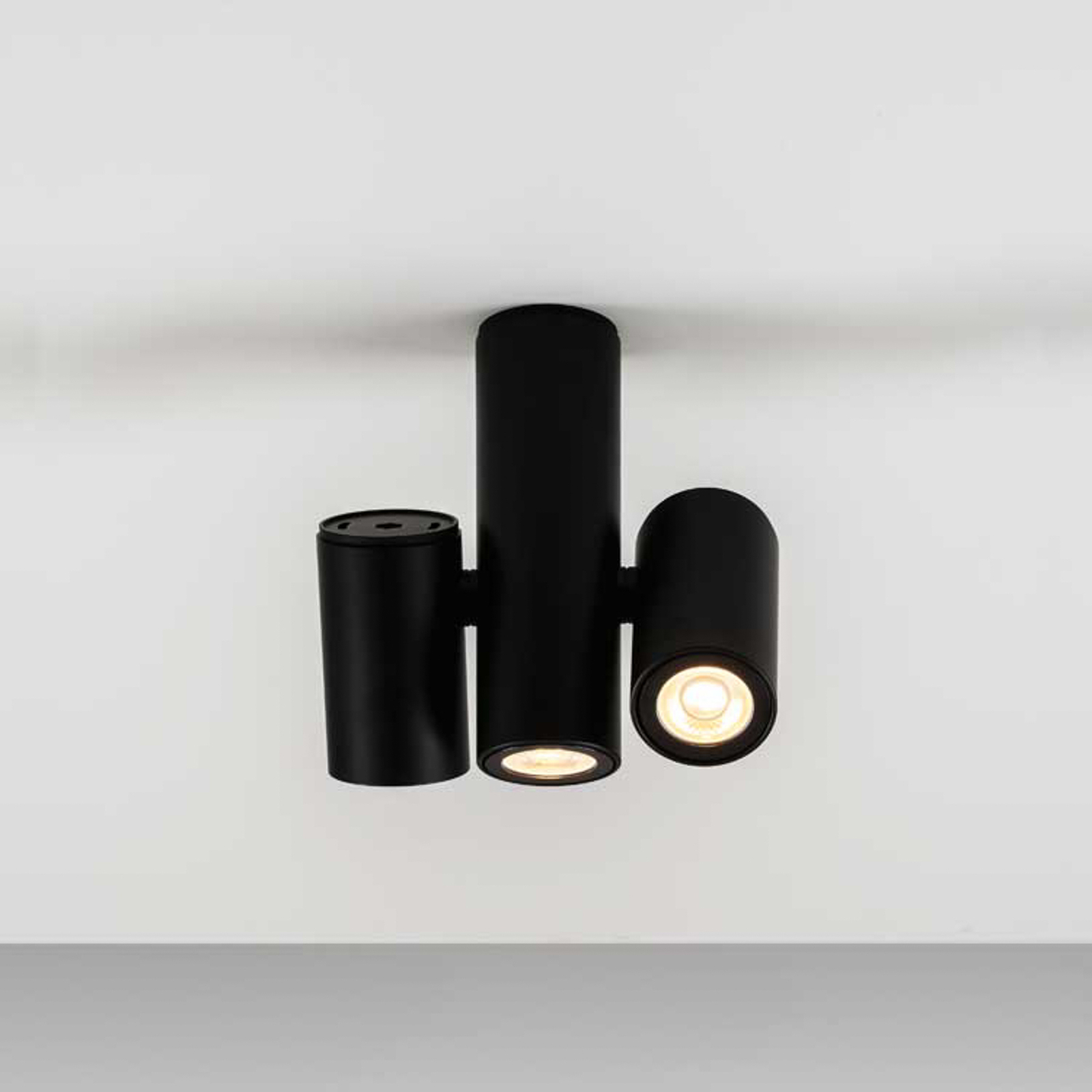 Milan Kronn plafondspot 3-lamps zwart