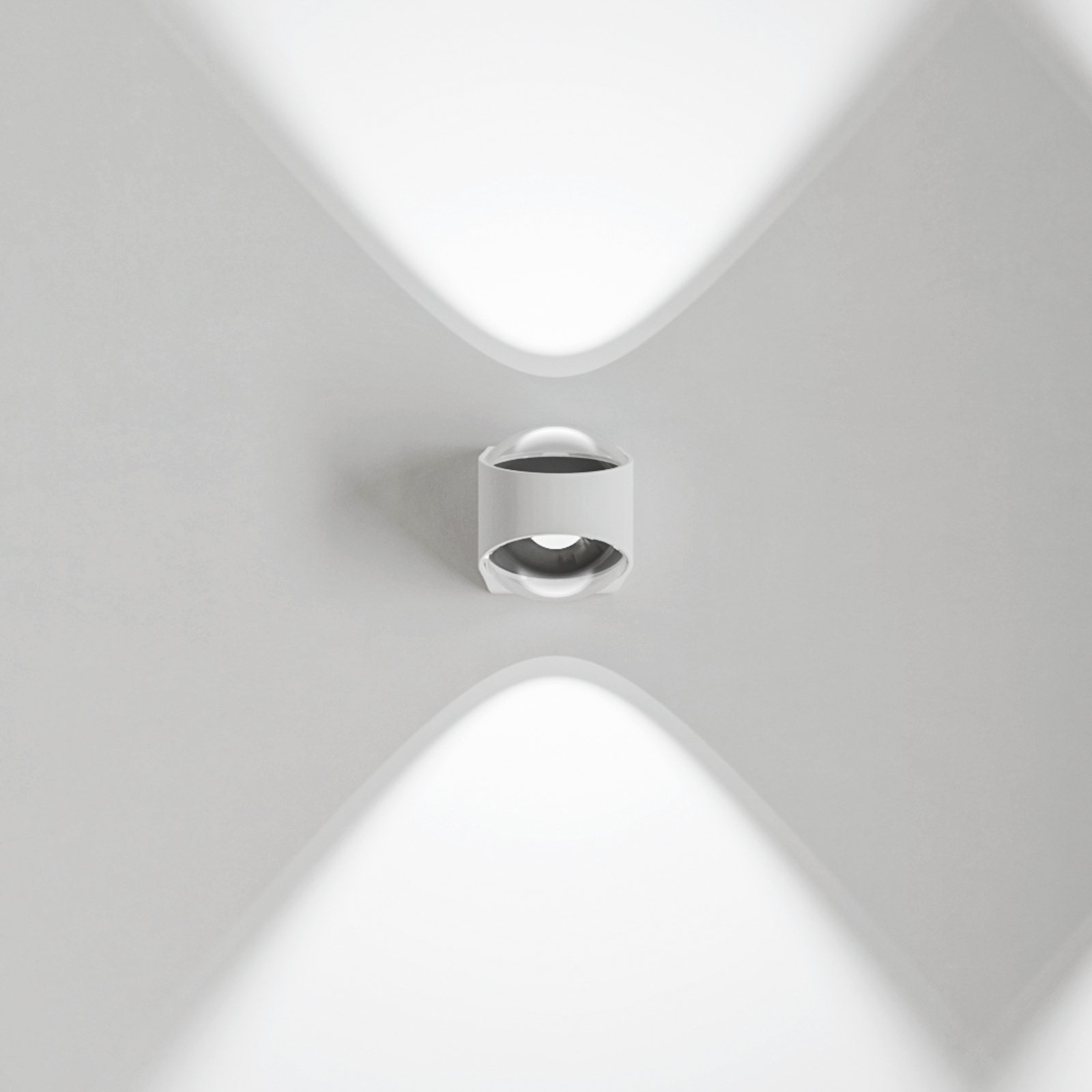 Saga Wall Lamp IP65 White - Loom Design 