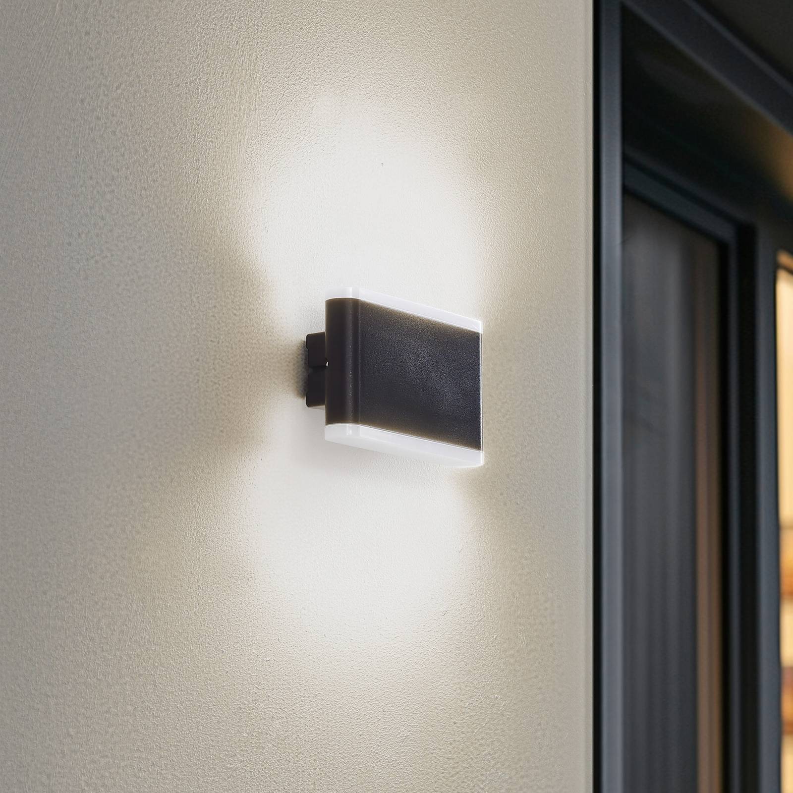 Lindby Smart LED utomhusvägglampa Elvi CCT RGB Tuya IP54