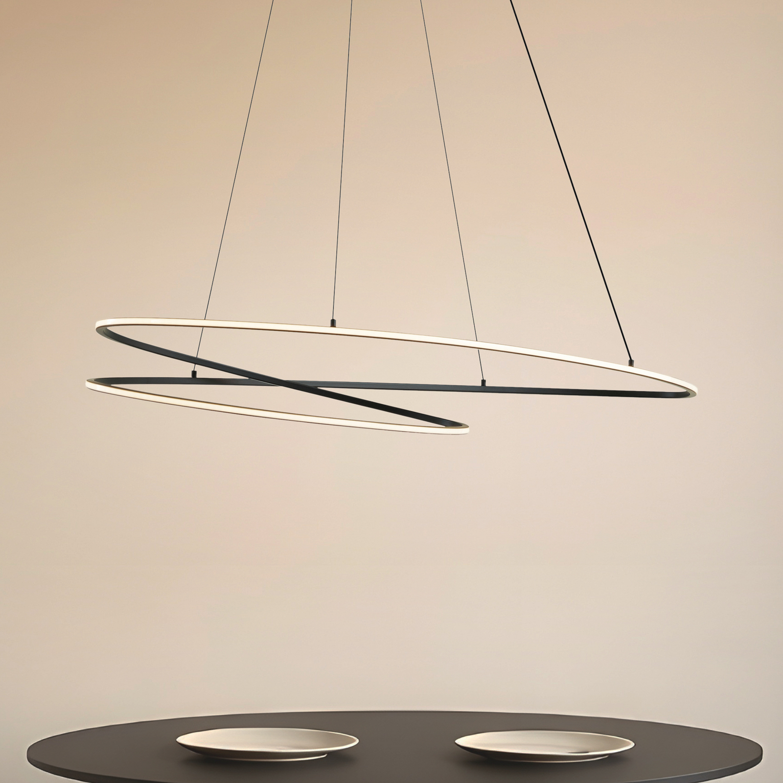 Lucande LED piekaramā lampa Gavril, 100 cm, melna, ar dimmeru