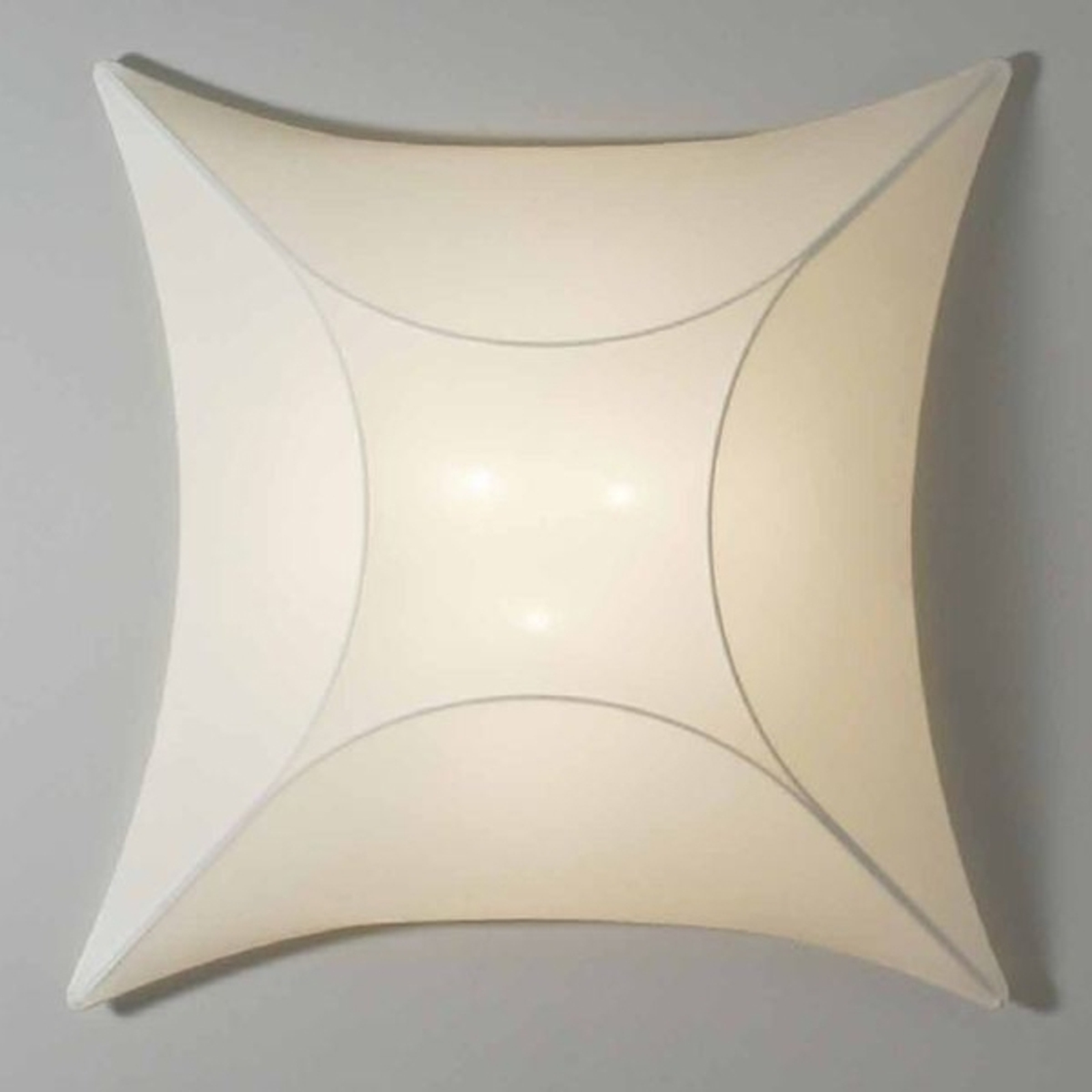 Bijzondere wandlamp Rino, 90 cm x 90 cm