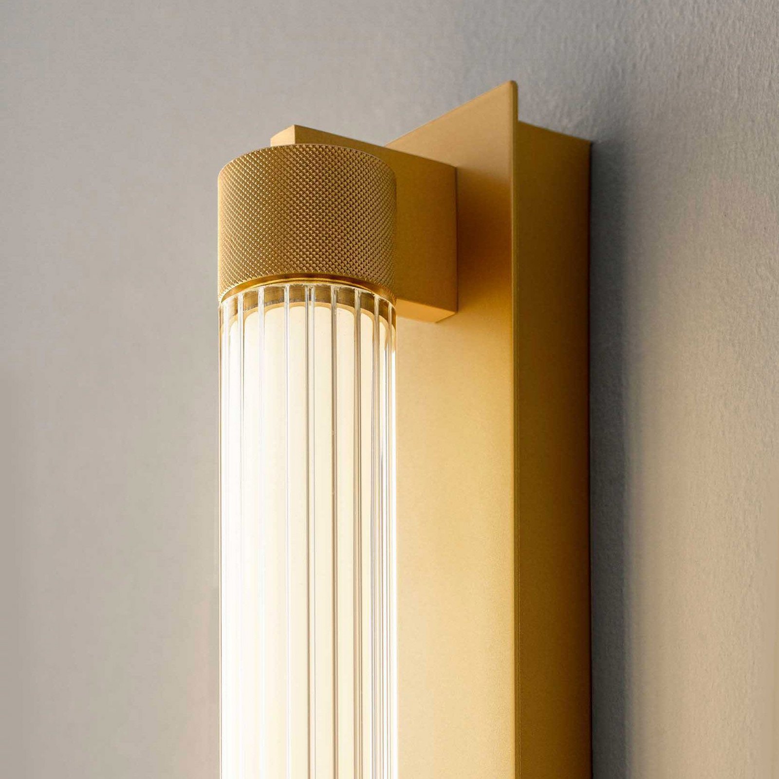 OLEV LED-Wandlampe CHARMER, gold, Metall/Glas, 2.700 K, IP44