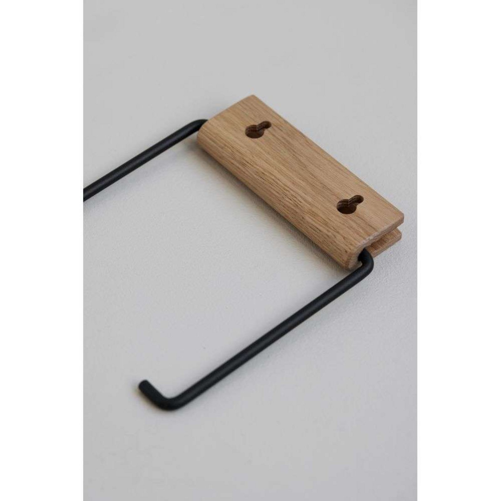 Toilet Roll Holder Oak/Black - Moebe