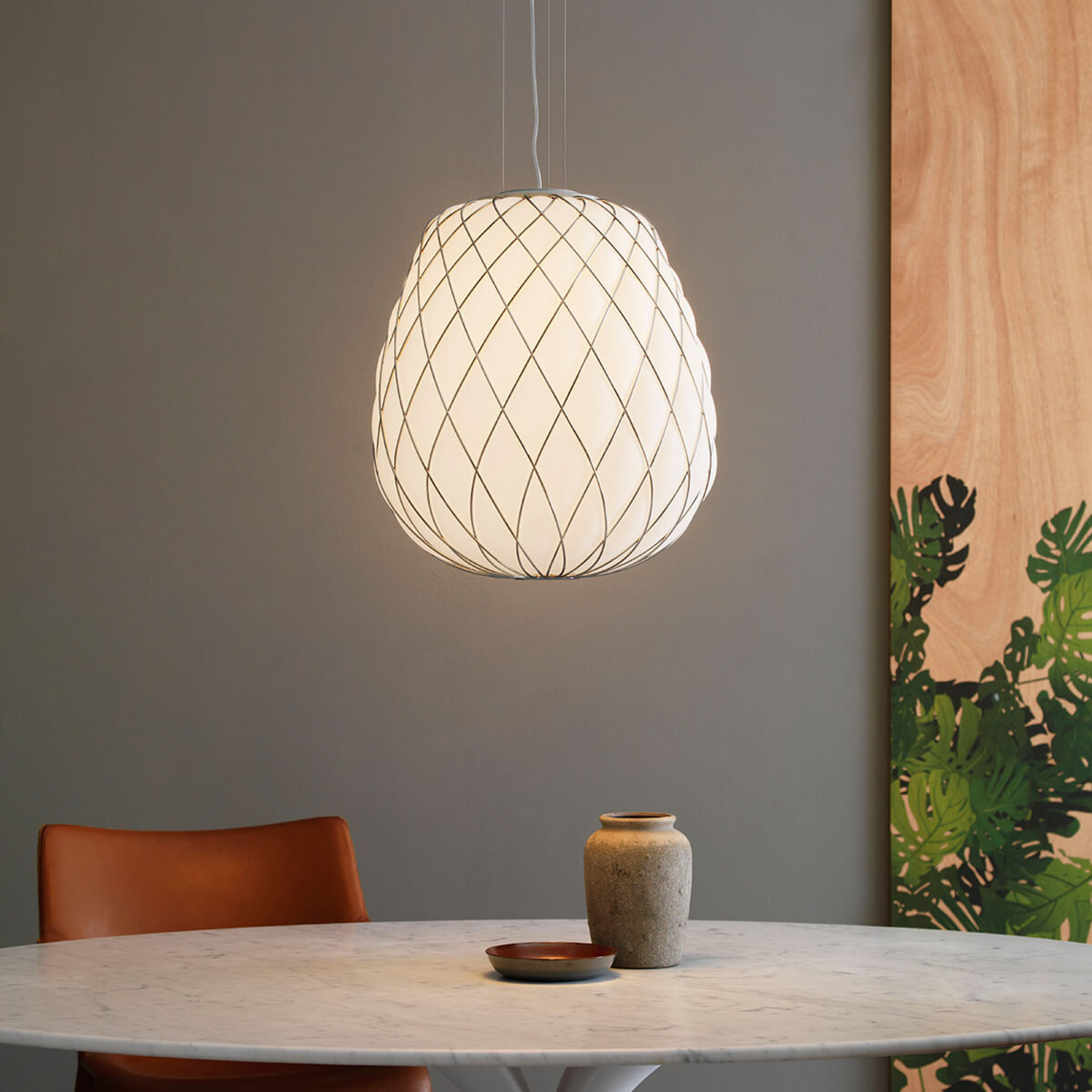 Pinecone - hanglamp van melkglas | Lampen24.nl