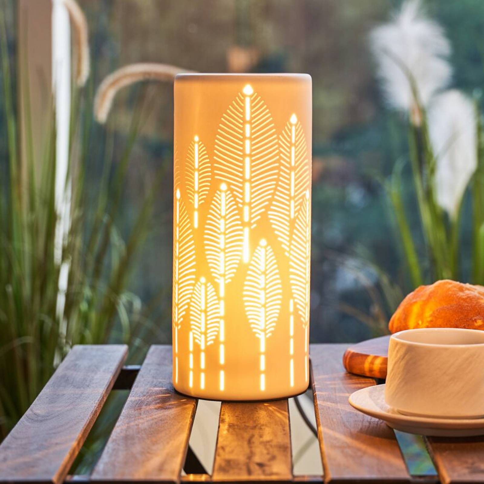 Pauleen bordslampa WARM SUNKISS, vit, höjd 27 cm, porslin