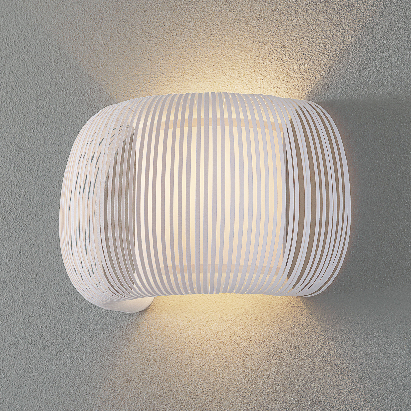 Mirta wall light