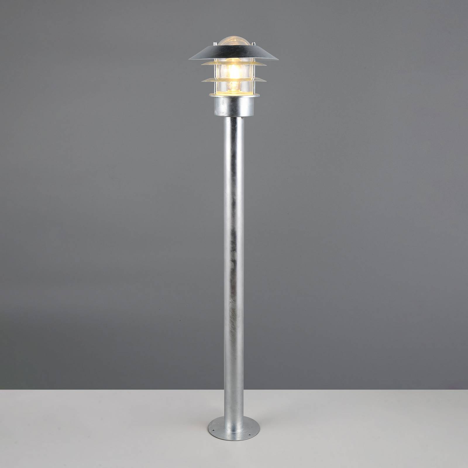 Trio Lighting Bornes lumineuses Ruvuuma, couleur zinc, hauteur 100 cm, métal, IP44