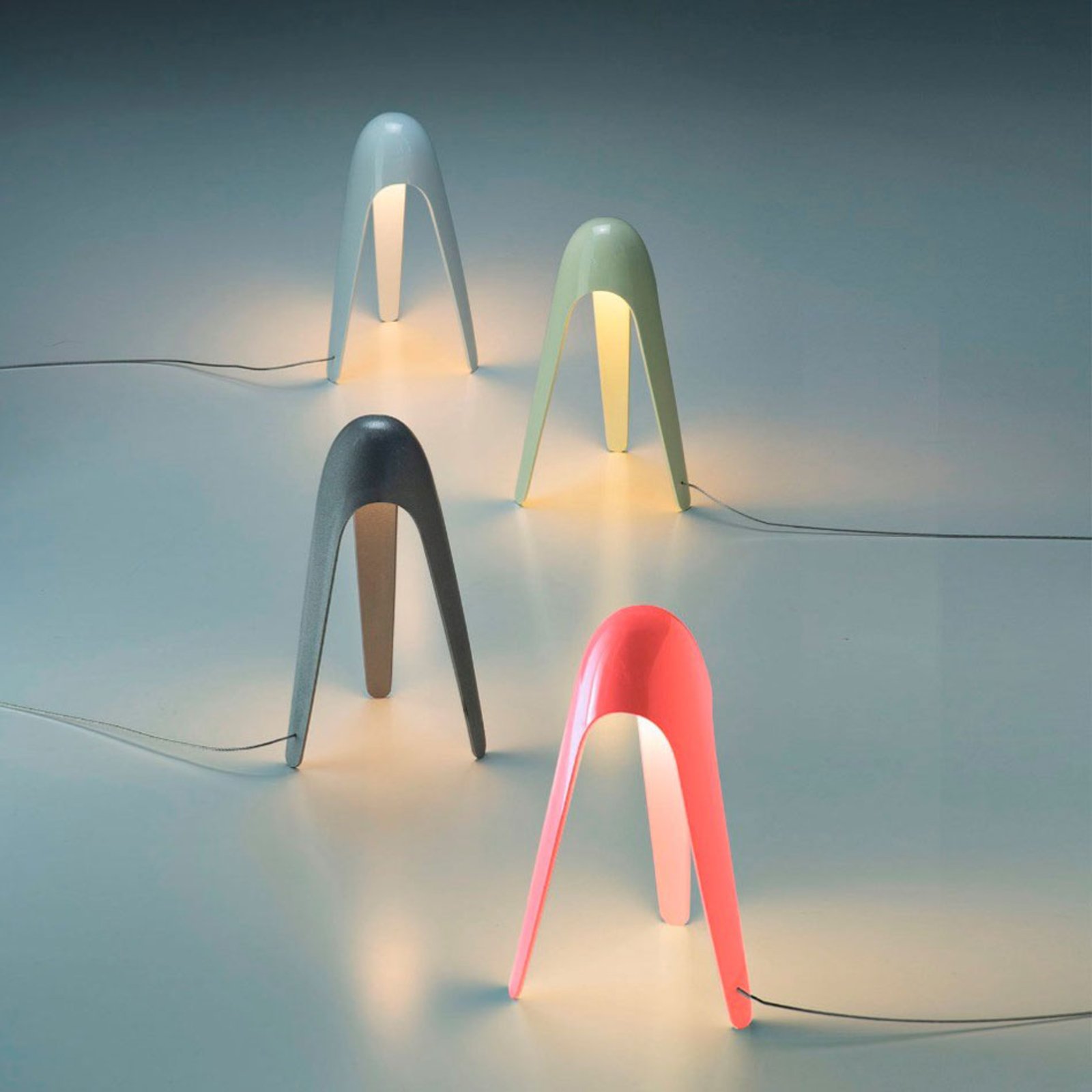 Martinelli Luce Cyborg LED asztali lámpa, szürke