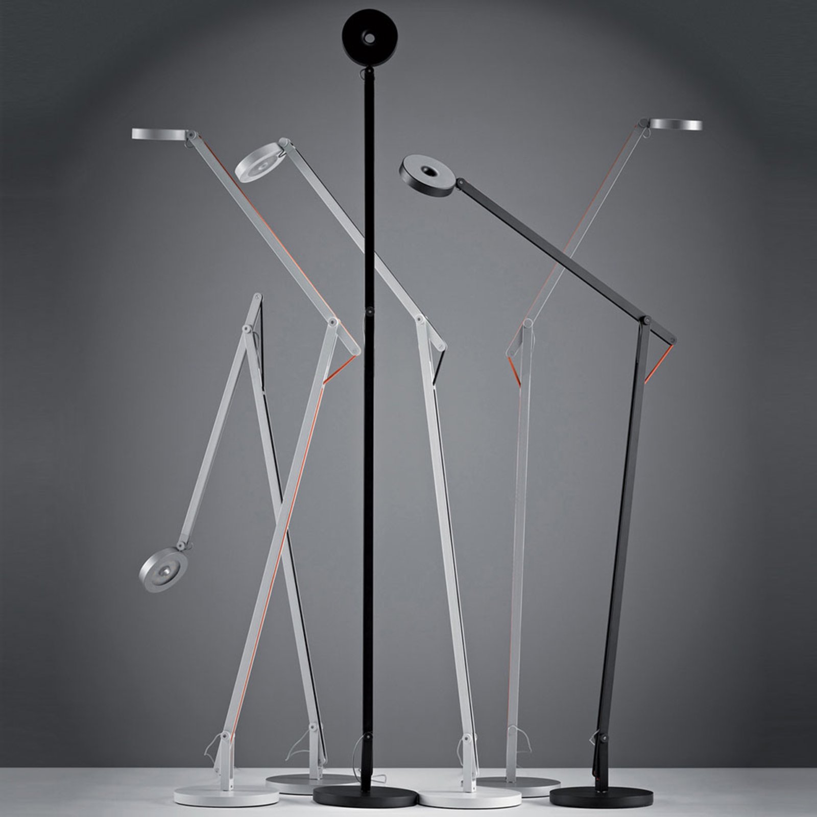 String F1 Vloerlamp DTW Matt Black/Orange - Rotaliana