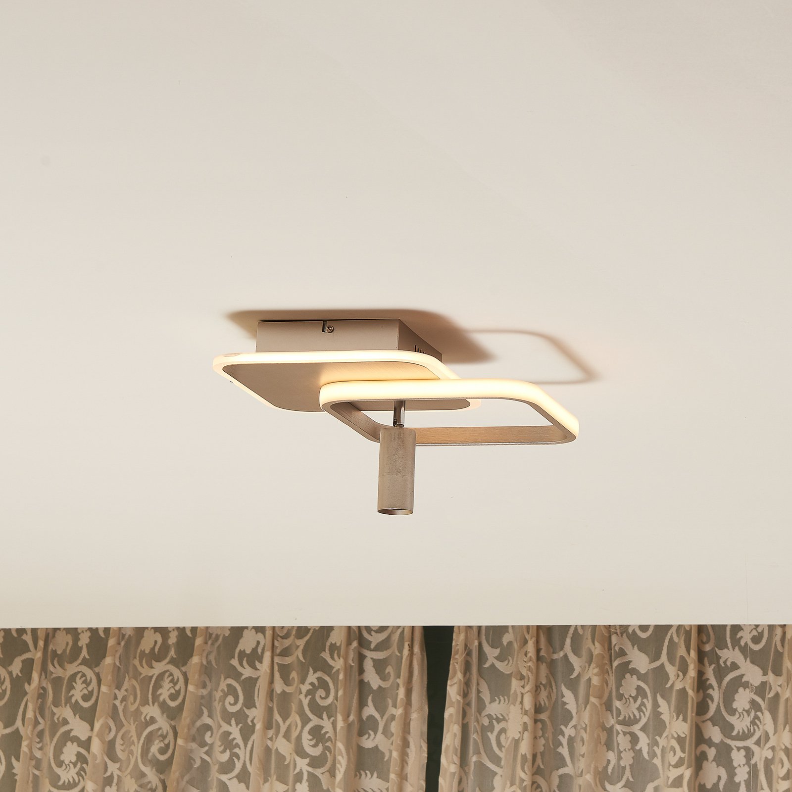 Lucande Tival LED-Deckenlampe, eckig, 34cm, nickel