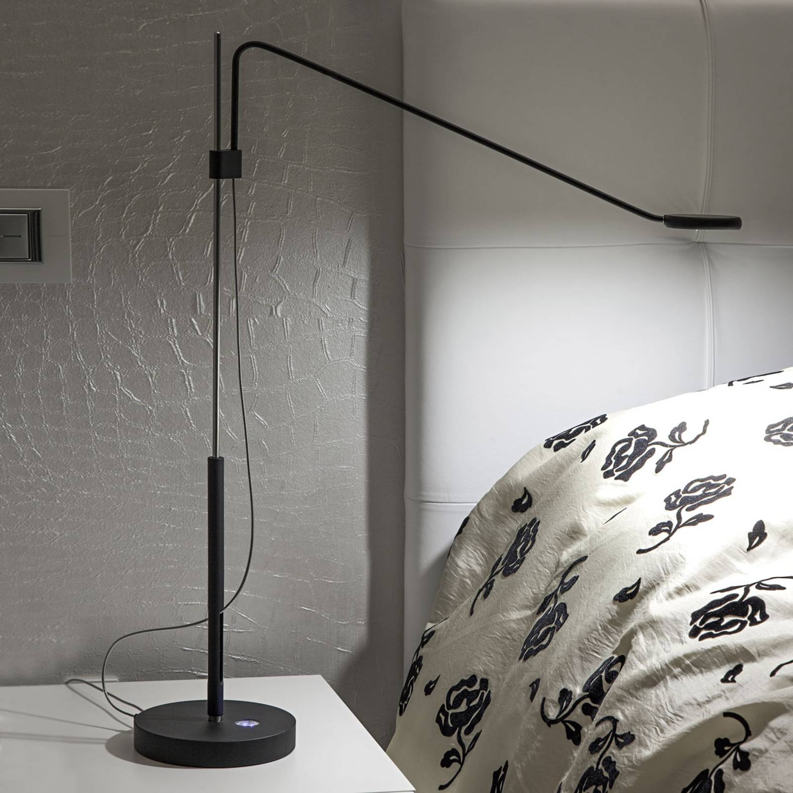 ICONE Graceful LED desk lamp Tecla, for Workroom / Office, metal, 5 W, energy efficiency: A+, W: 15 cm, H: 67.5 cm