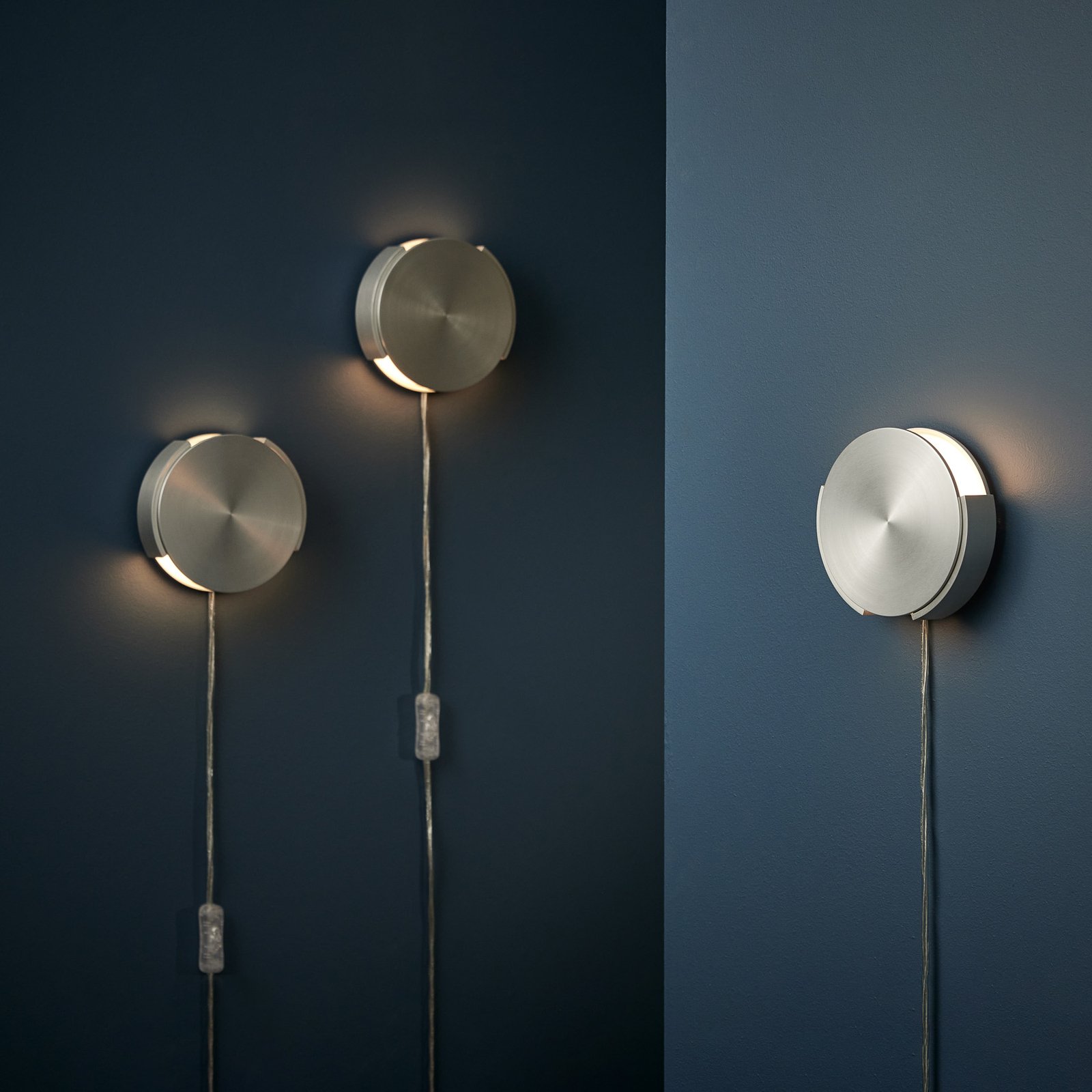 FRANDSEN Rotate wall lamp, aluminium, Ø 15 cm, metal