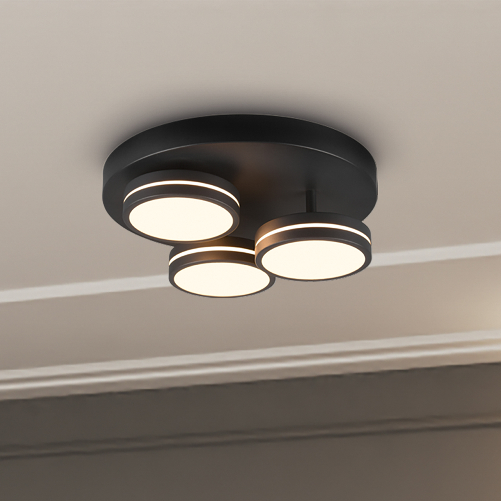 Franklin LED ceiling lamp, 3-bulb anthracite