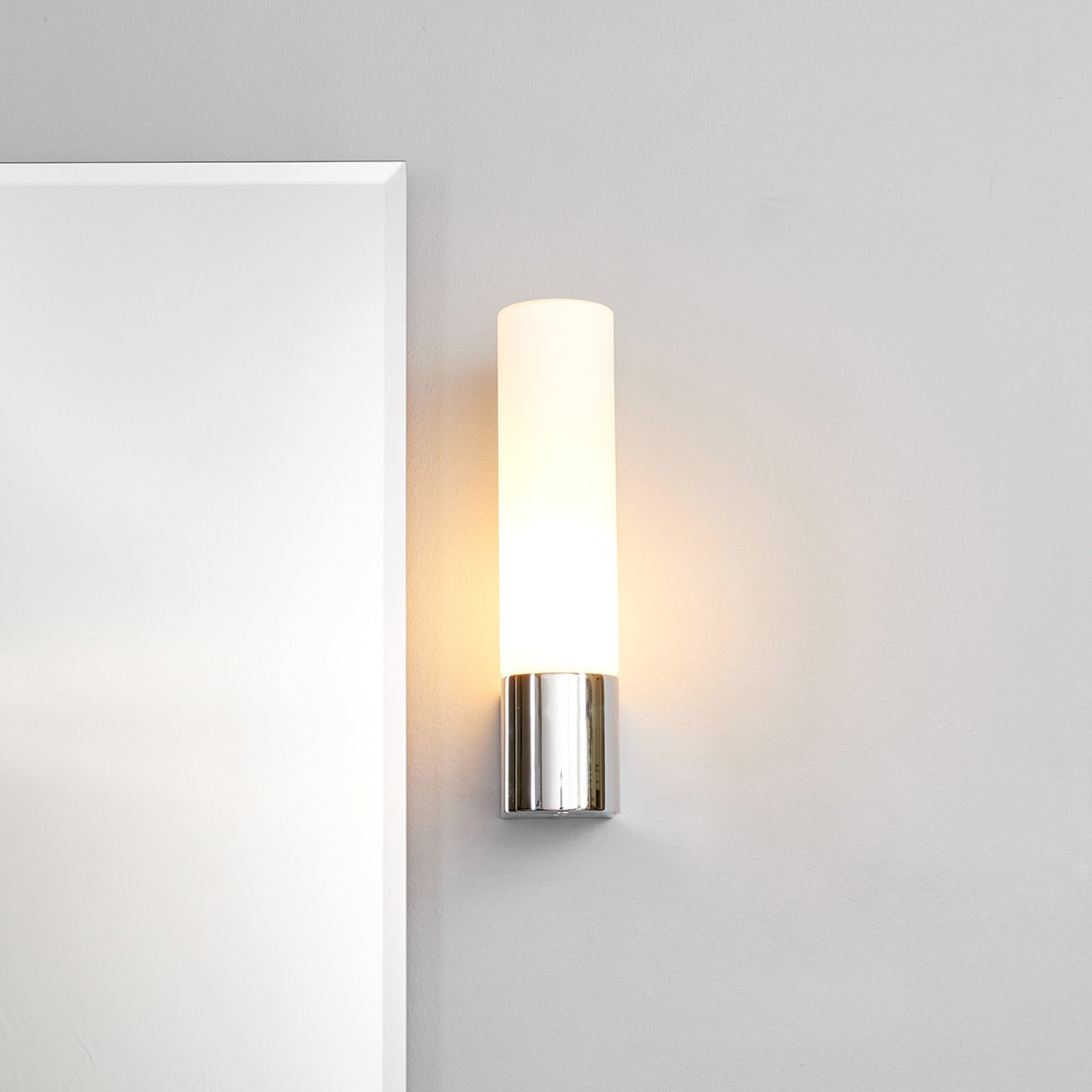 Melike Applique da Parete Chrome/Satin White - Lindby