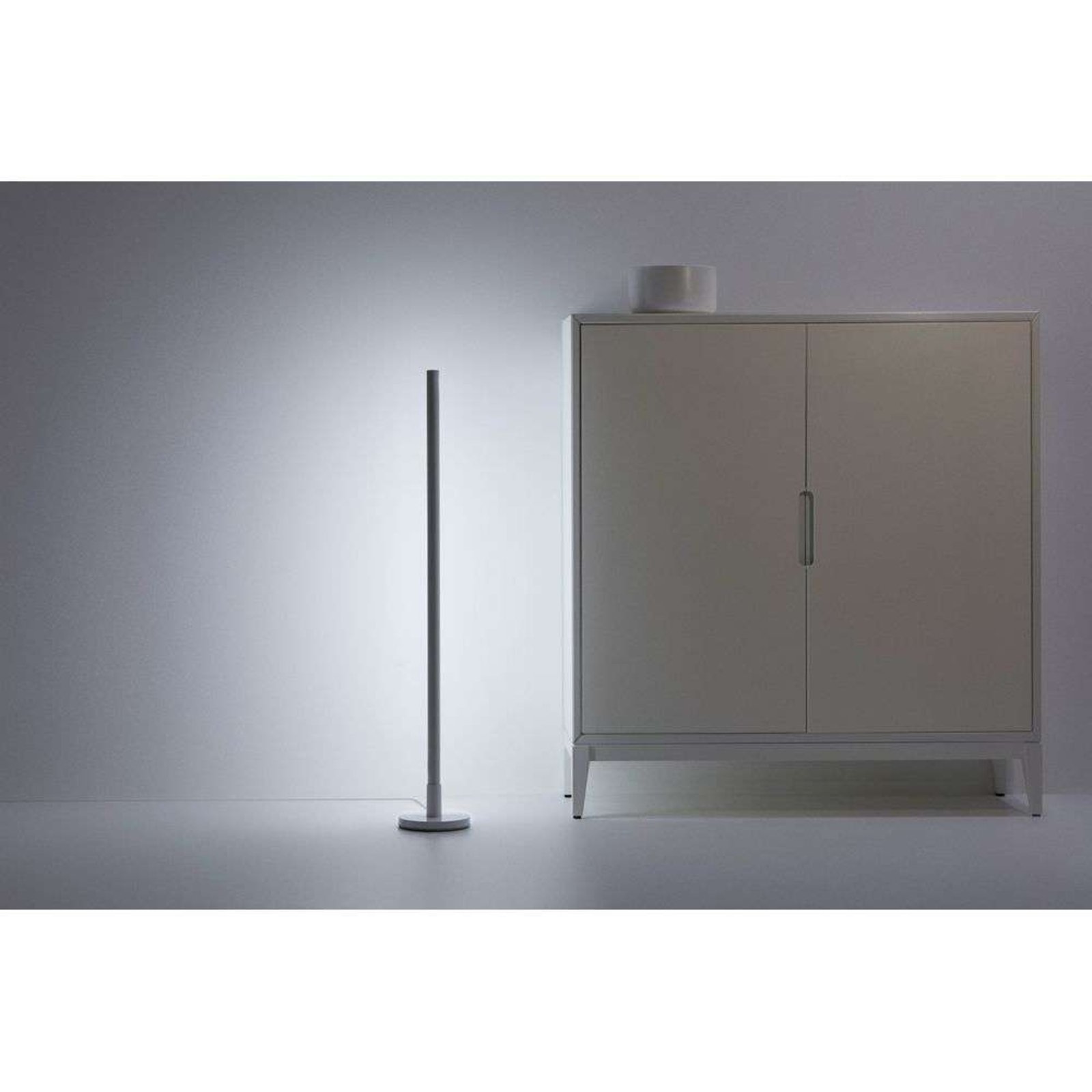 Pole Golvlampa Wi-Fi White - WiZ