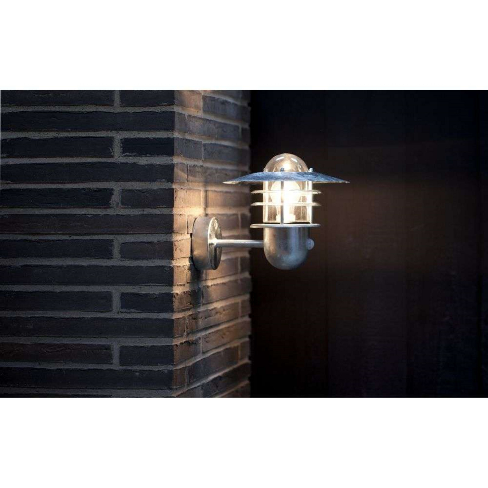 Agger V&auml;gglampa w/Sensor Galvanised Nordlux - Terrass - Metall