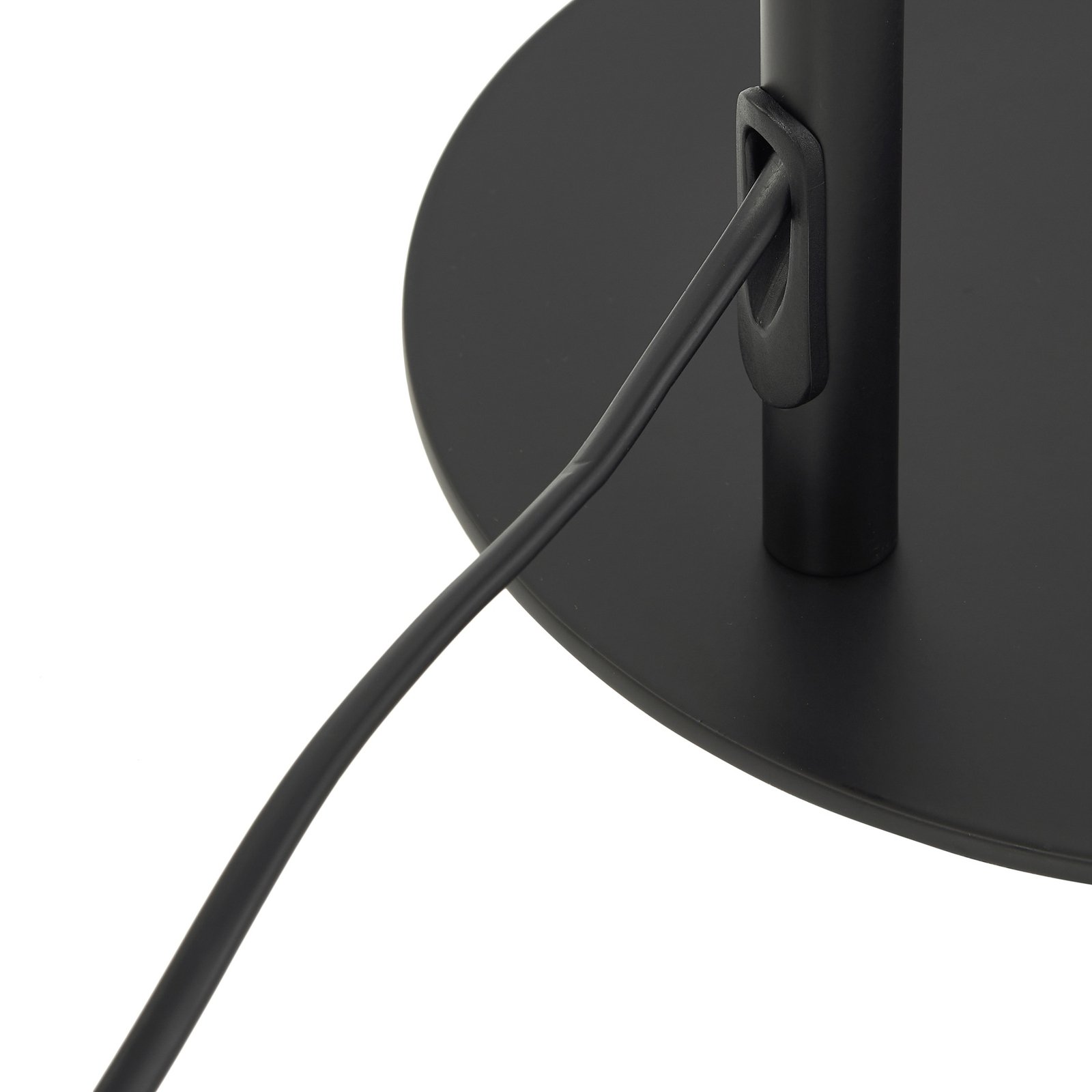 Lindby Kaida floor lamp, black, metal