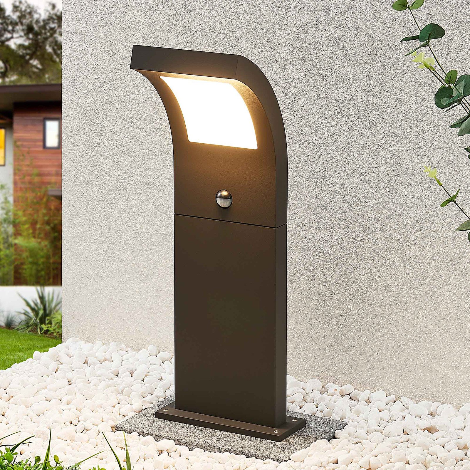 Arcchio Advik LED path light, 60 cm, with sensor, aluminium, polycarbonate, 13.5 W, energy efficiency: A+, W: 18 cm, H: 60 cm