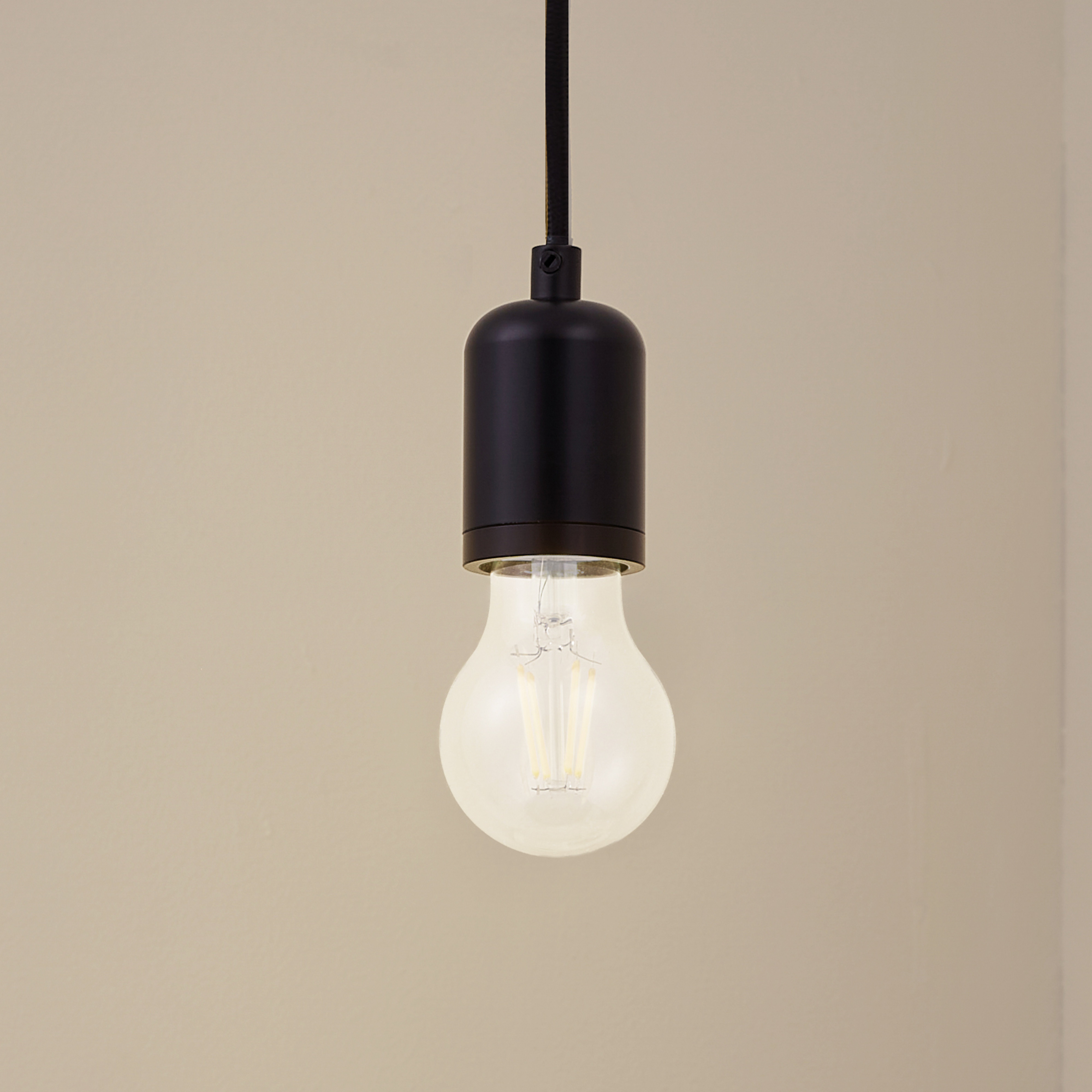 Lindby-valgustid Hattie, must, Ø 4,7 cm, metall, E27