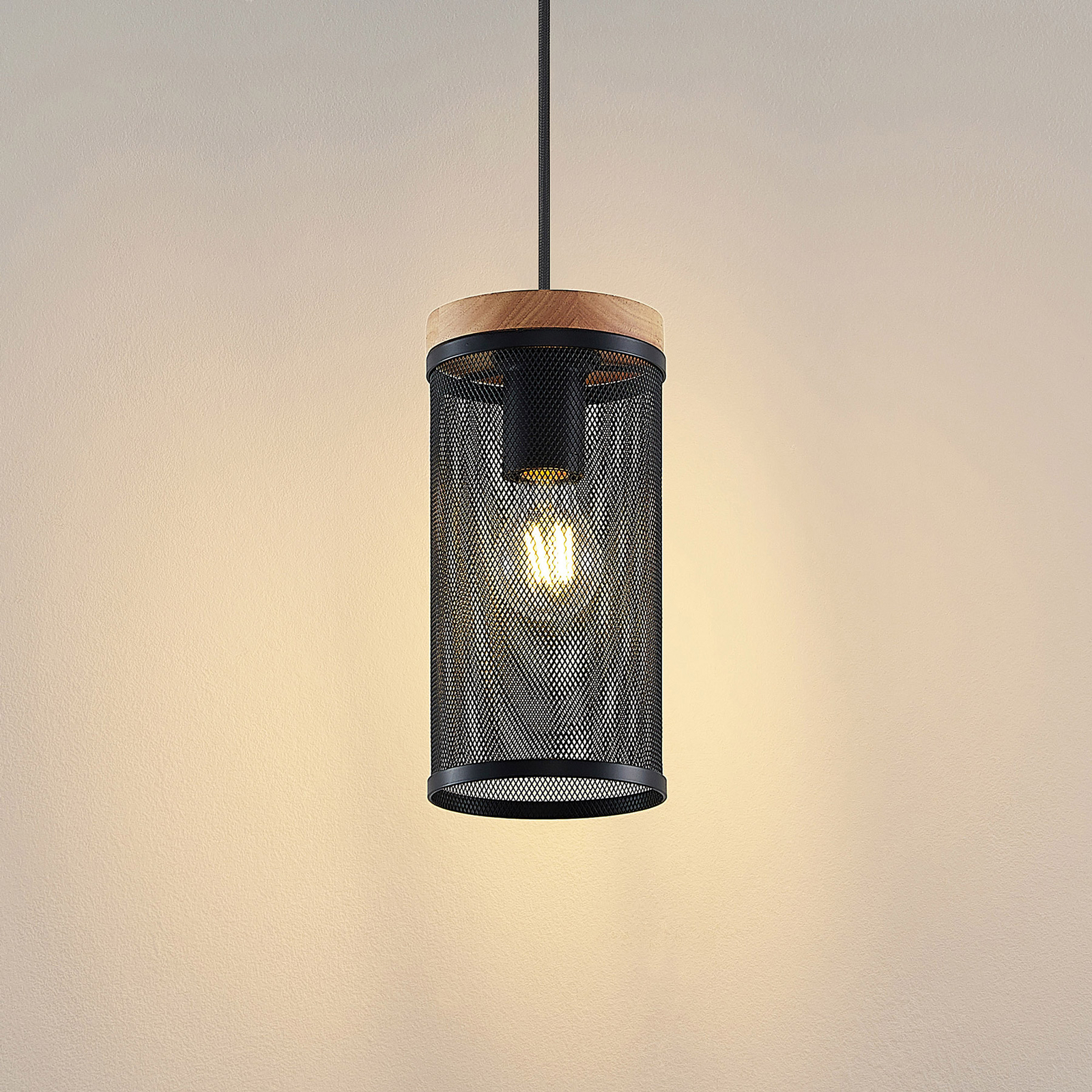 Lindby Kiriya hanging light, 1-bulb