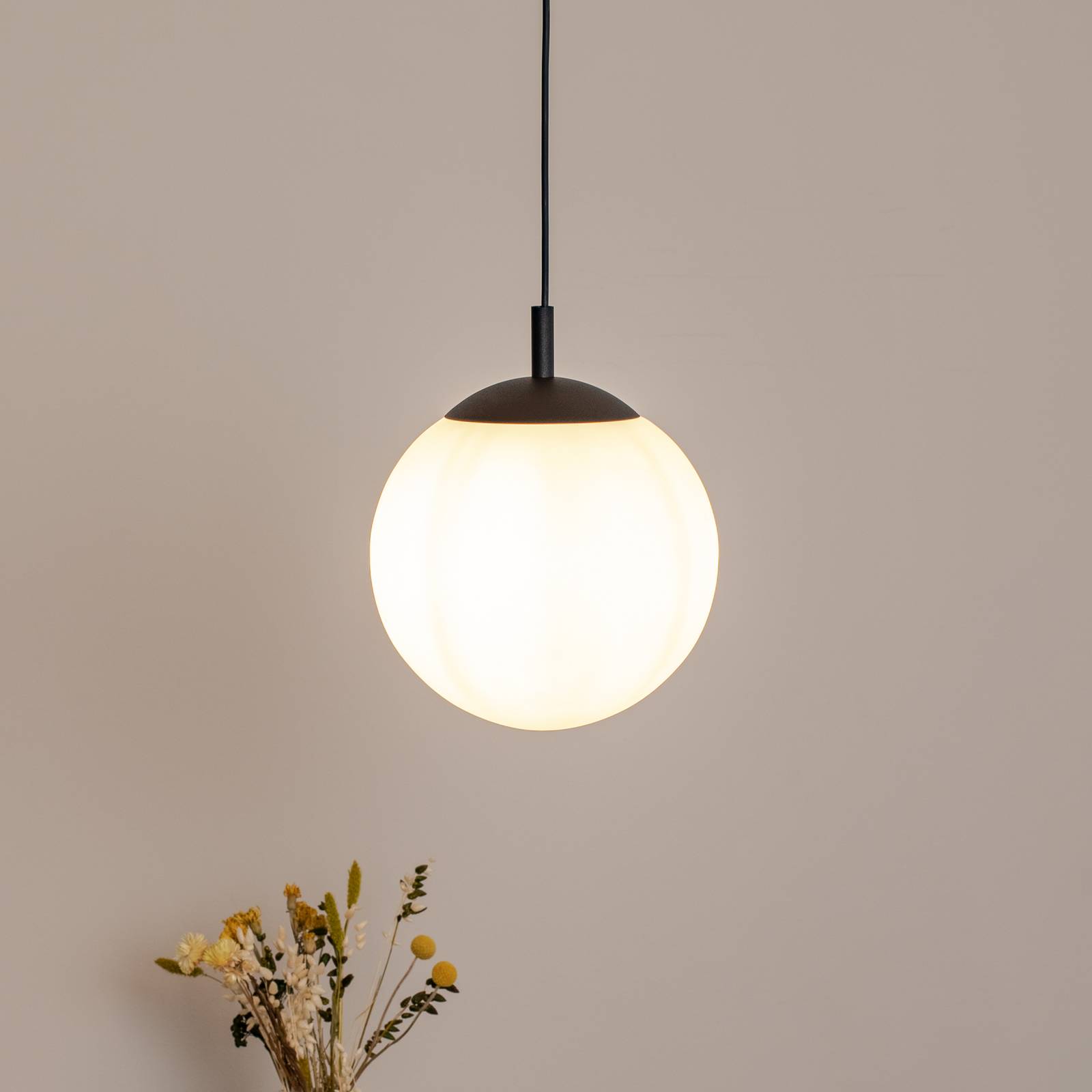 Lampa wisząca Esme, szkło opalowe, 1-punktowa, Ø 25 cm