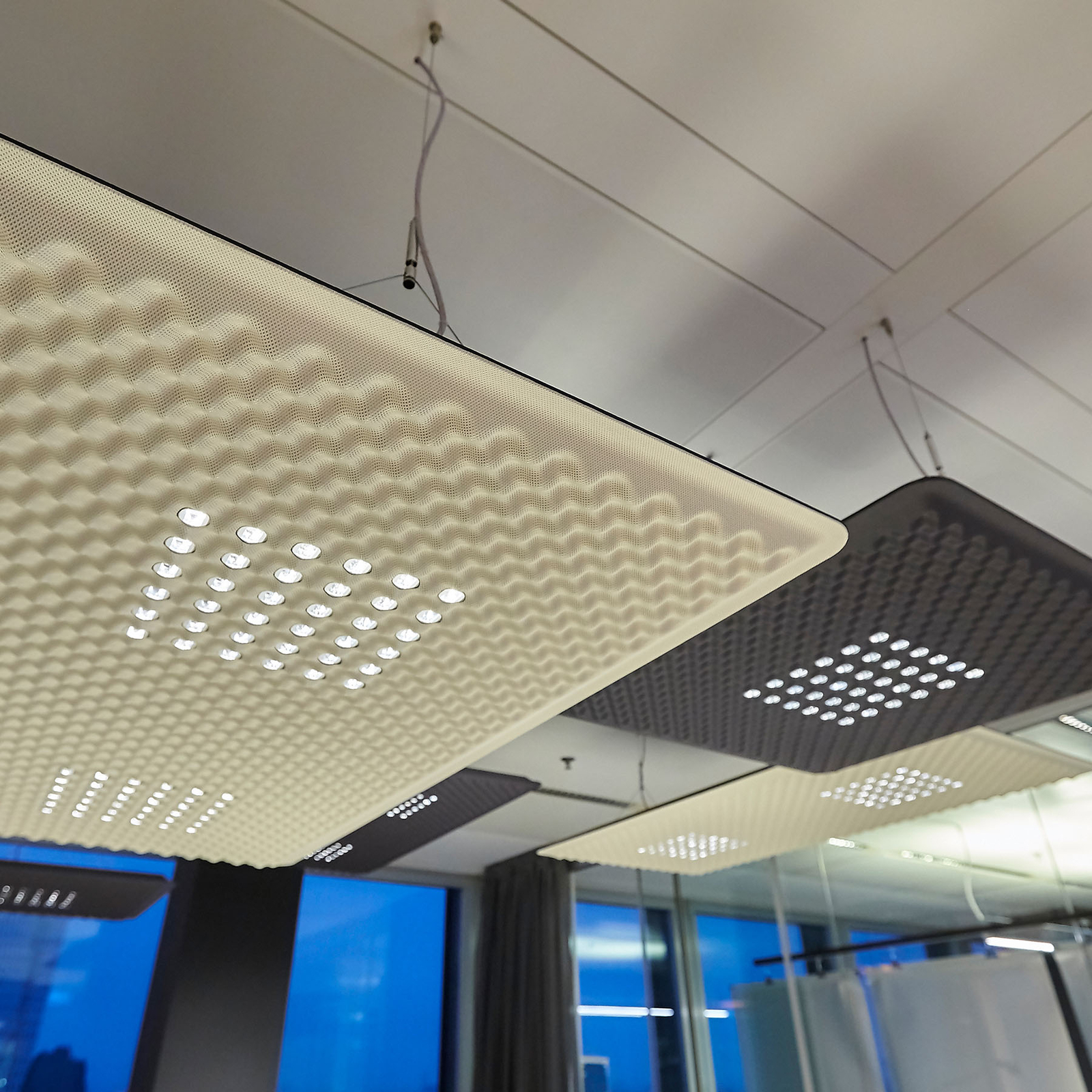 Artemide Eggboard Matrix suspension Up/Down 80cm